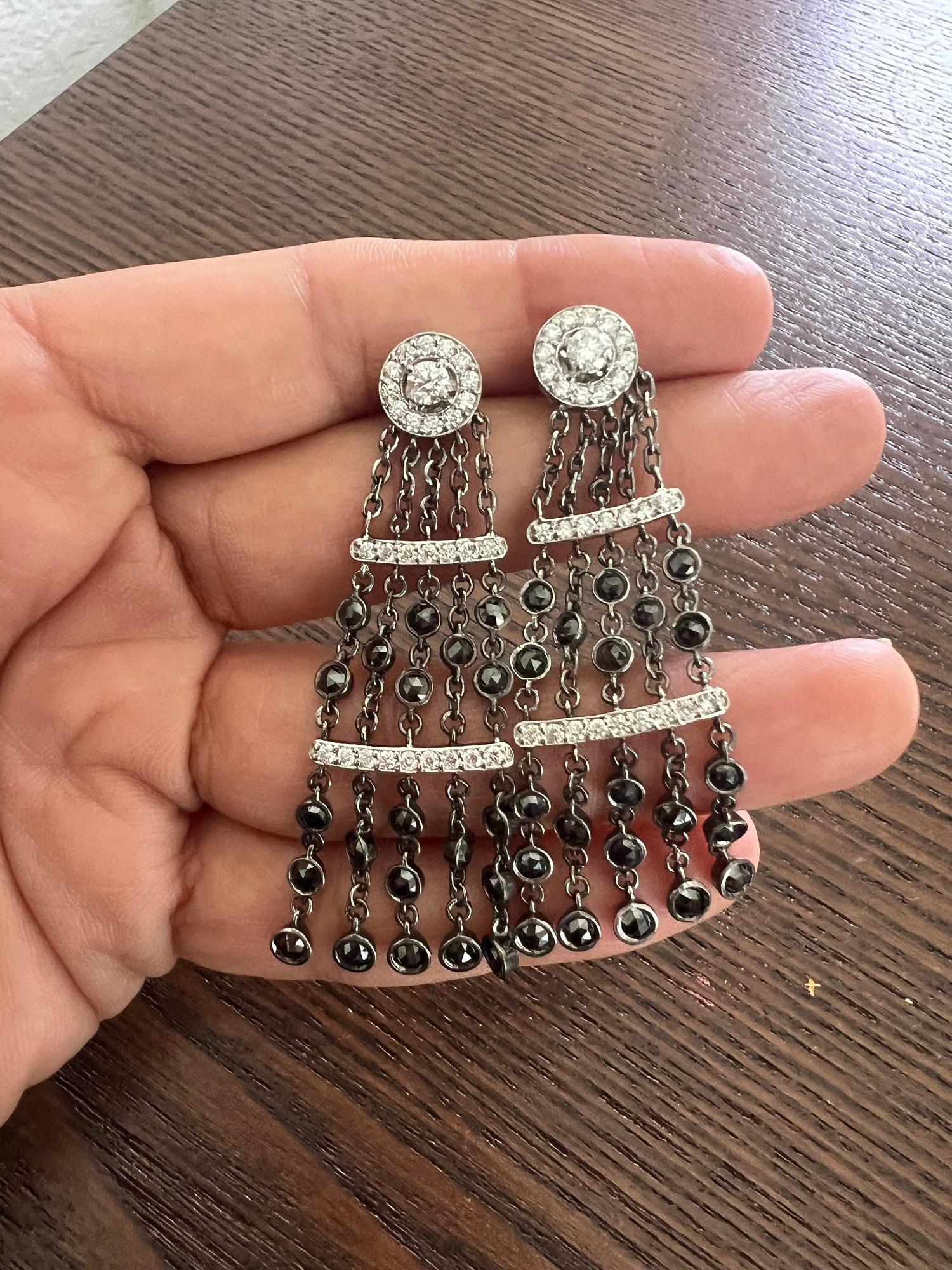 4.43 Carat Natural Black Diamond White Diamond White Gold Dangle Earrings In New Condition For Sale In Los Angeles, CA