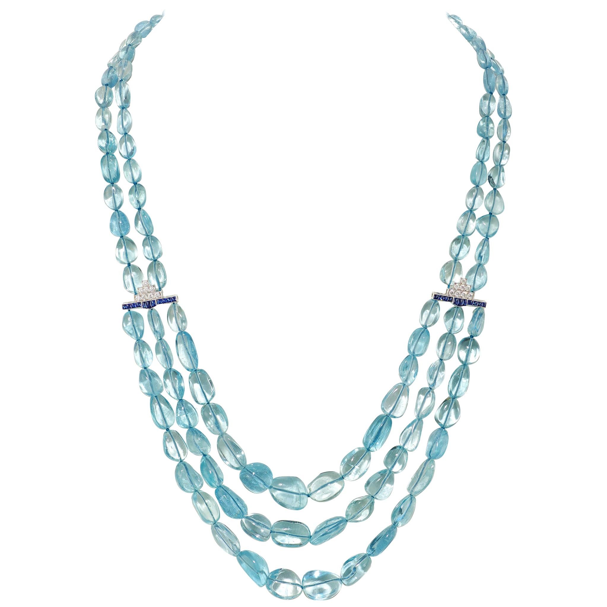 443,57 Karat Aquamarin Multi-Strand-Halskette mit Saphir, Diamant, Platin im Angebot