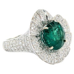 4.43ct Emerald Ring With Diamonds In 18kt White Gold