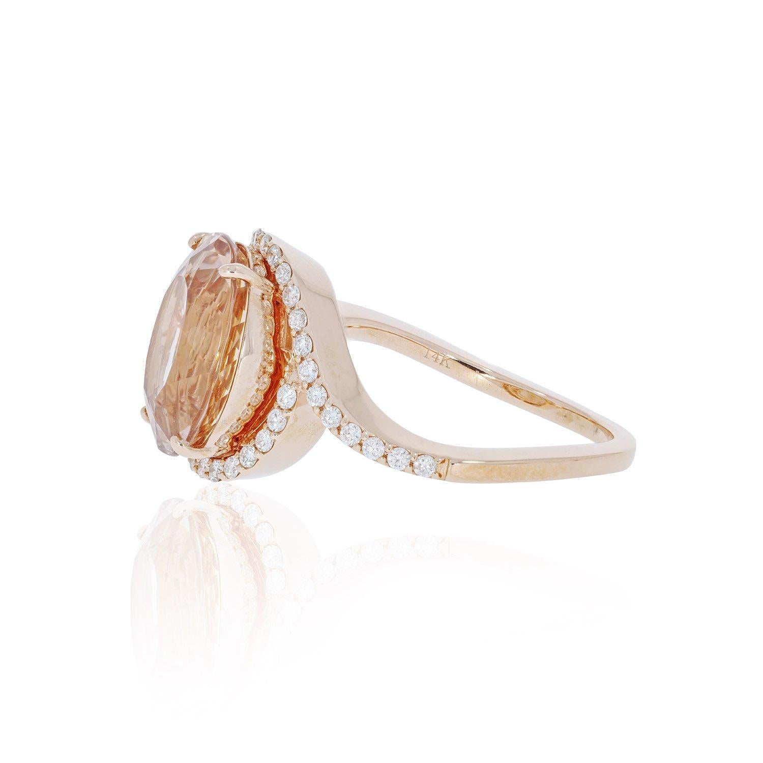 Women's 4.43ct Morganite Ring with 0.27Tct Diamonds Set in 14k Rose Gold For Sale