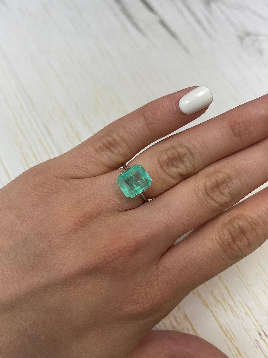 Femenino o masculino 4,43 ct Esmeralda Verde Muzo Colombiana 11x10mm Talla Esmeralda Genuina Nacimiento Mayo