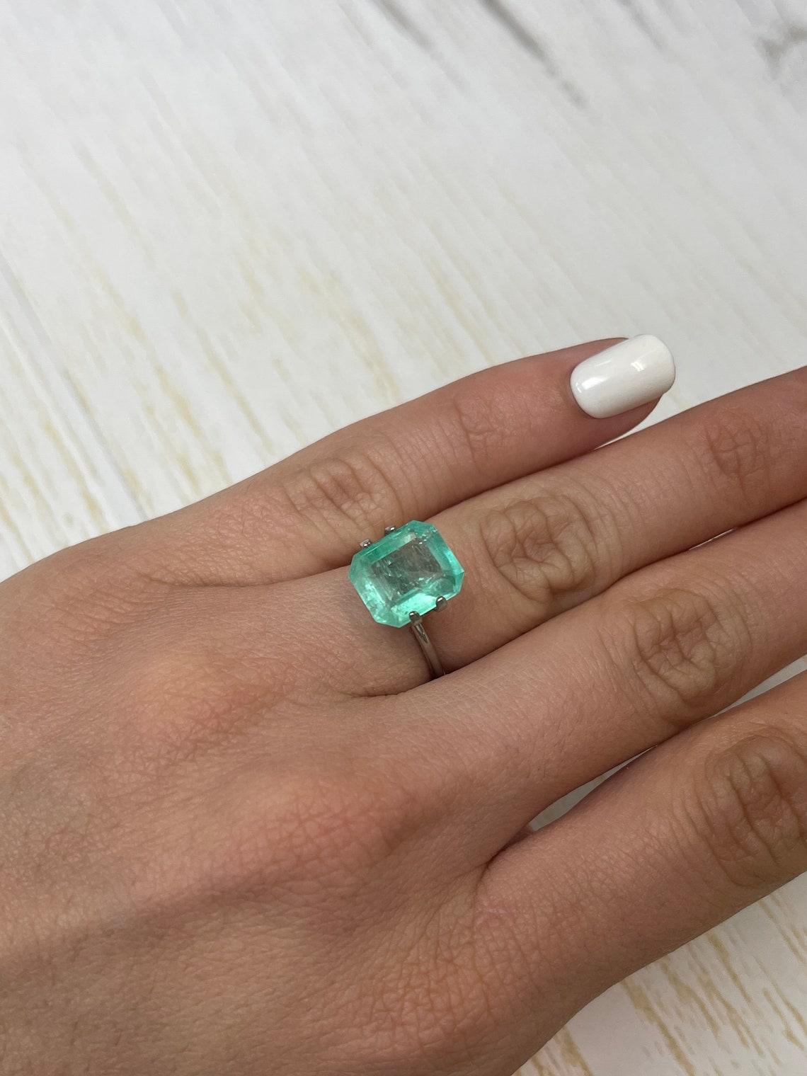 4,43 ct Esmeralda Verde Muzo Colombiana 11x10mm Talla Esmeralda Genuina Nacimiento Mayo 1
