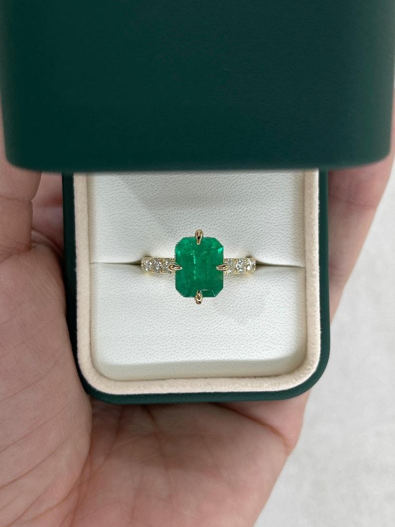 Women's 4.43tcw 18K Colombian Emerald Ring - Hidden Diamond Halo Solitaire Accents For Sale