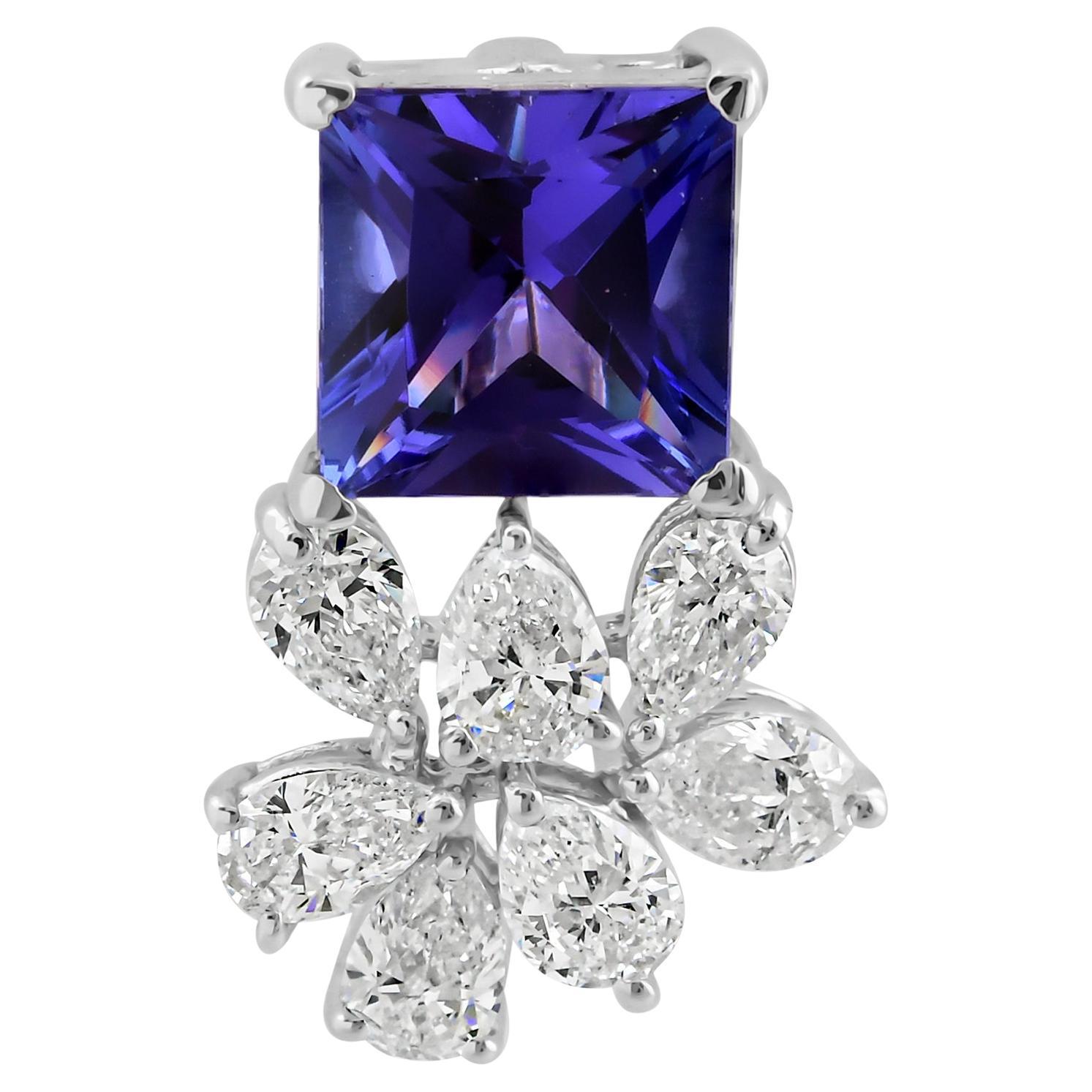 Ciondolo di tanzanite taglio principessa con petali di diamanti naturali in oro massiccio 14K