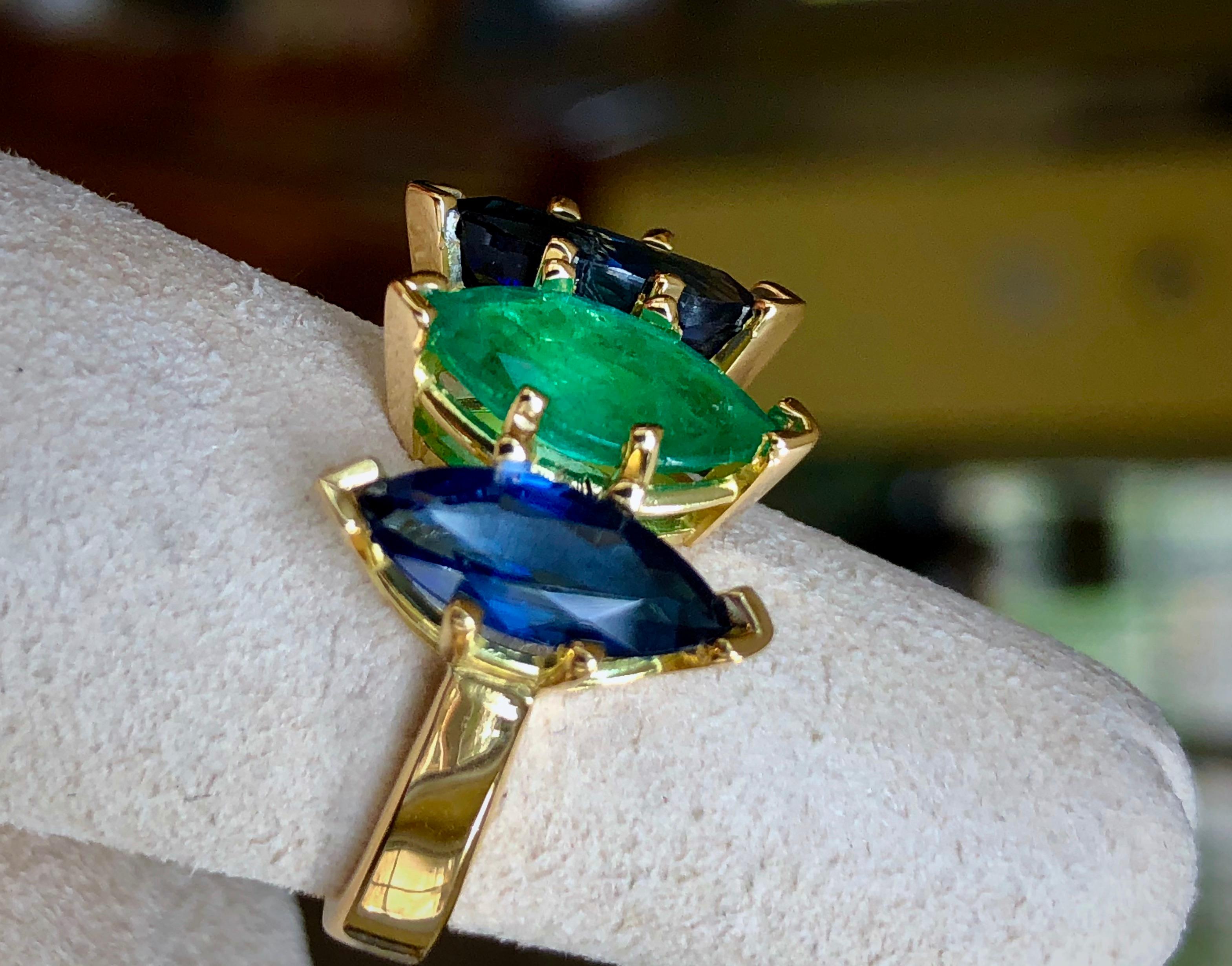 Modern 4.44 Carat Marquise Cut Ceylon Sapphire and Colombian Emerald Ring 18 Karat