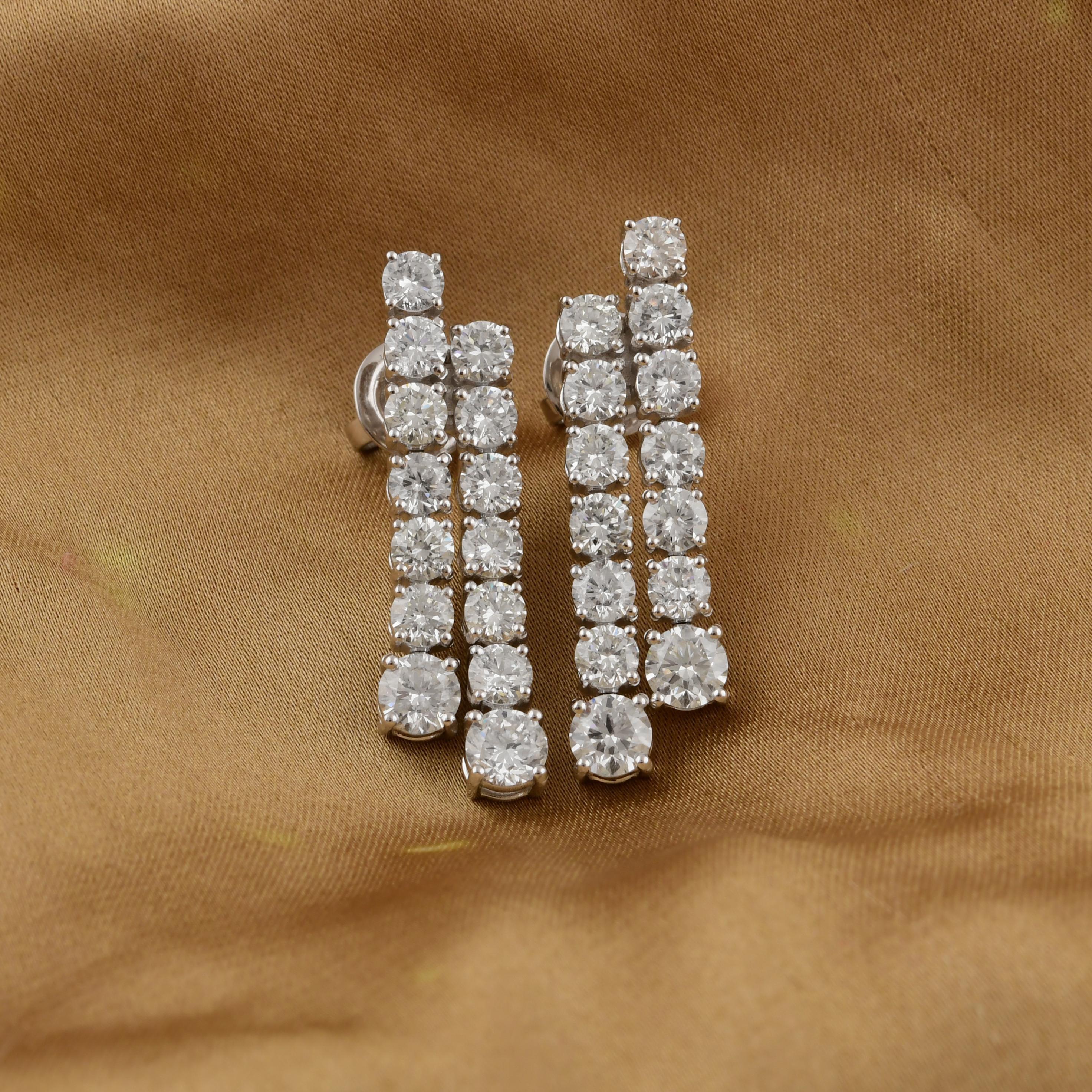 Diamant brillant SI/H de 4,44 carats  Boucles d'oreilles pendantes The Row en or blanc 14 carats Pour femmes en vente