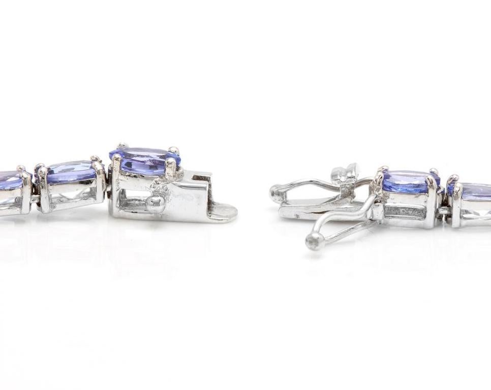 44,40 carati di tanzanite naturale e diamanti nella collana in oro bianco massiccio 14 carati In condizioni Nuovo in vendita a Los Angeles, CA