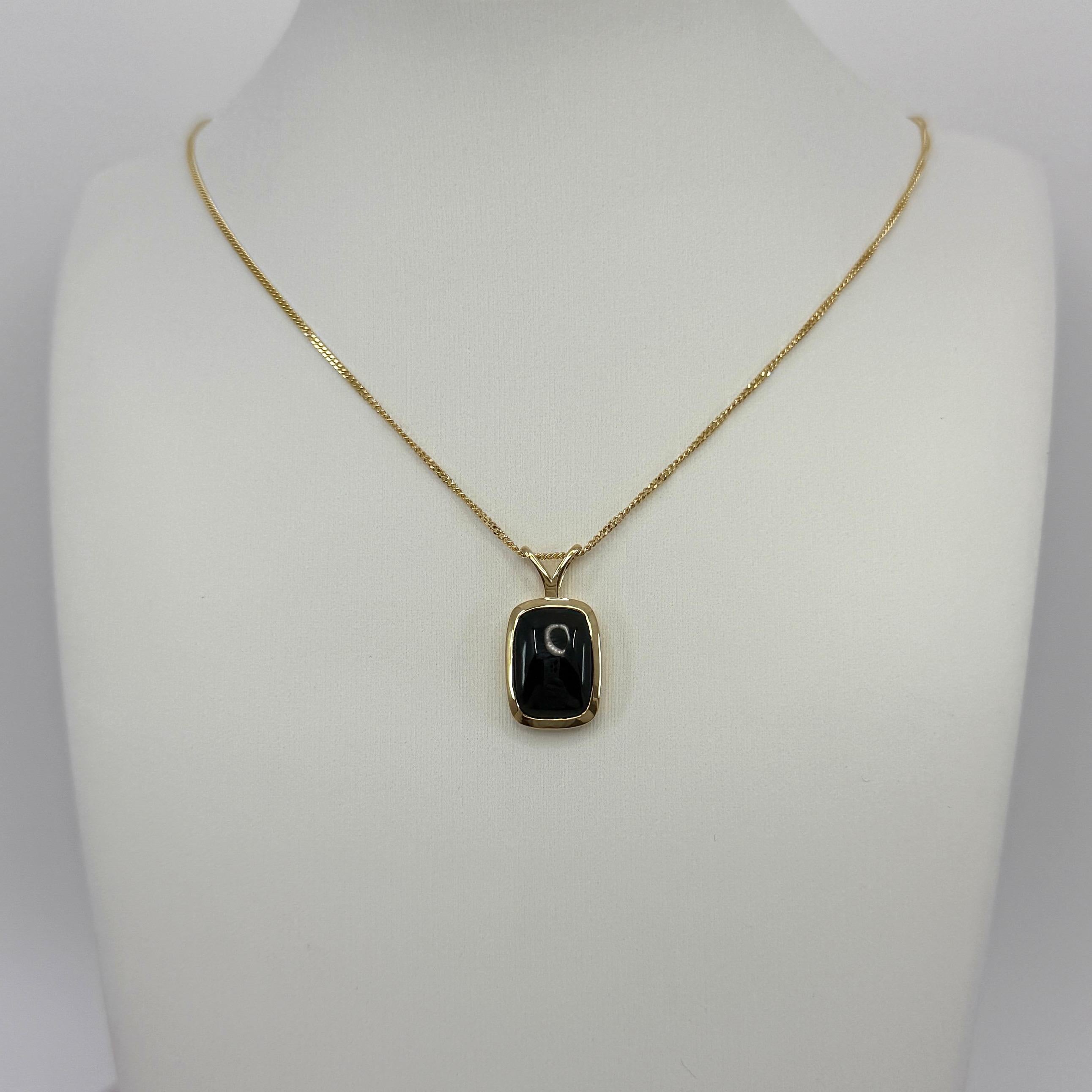 4,44ct IGI zertifiziert unbehandelten Jadeit Jade A Grade 18k Gold Kissen Anhänger im Angebot 1