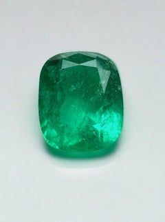 4.45 Carat 11x9 Vivid Muzo Green Colombian Emerald - Elongated Cushion Cut Gem