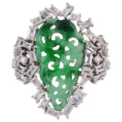 Bague en or 18 carats avec diamants et jade sculpté de 4,45 carats