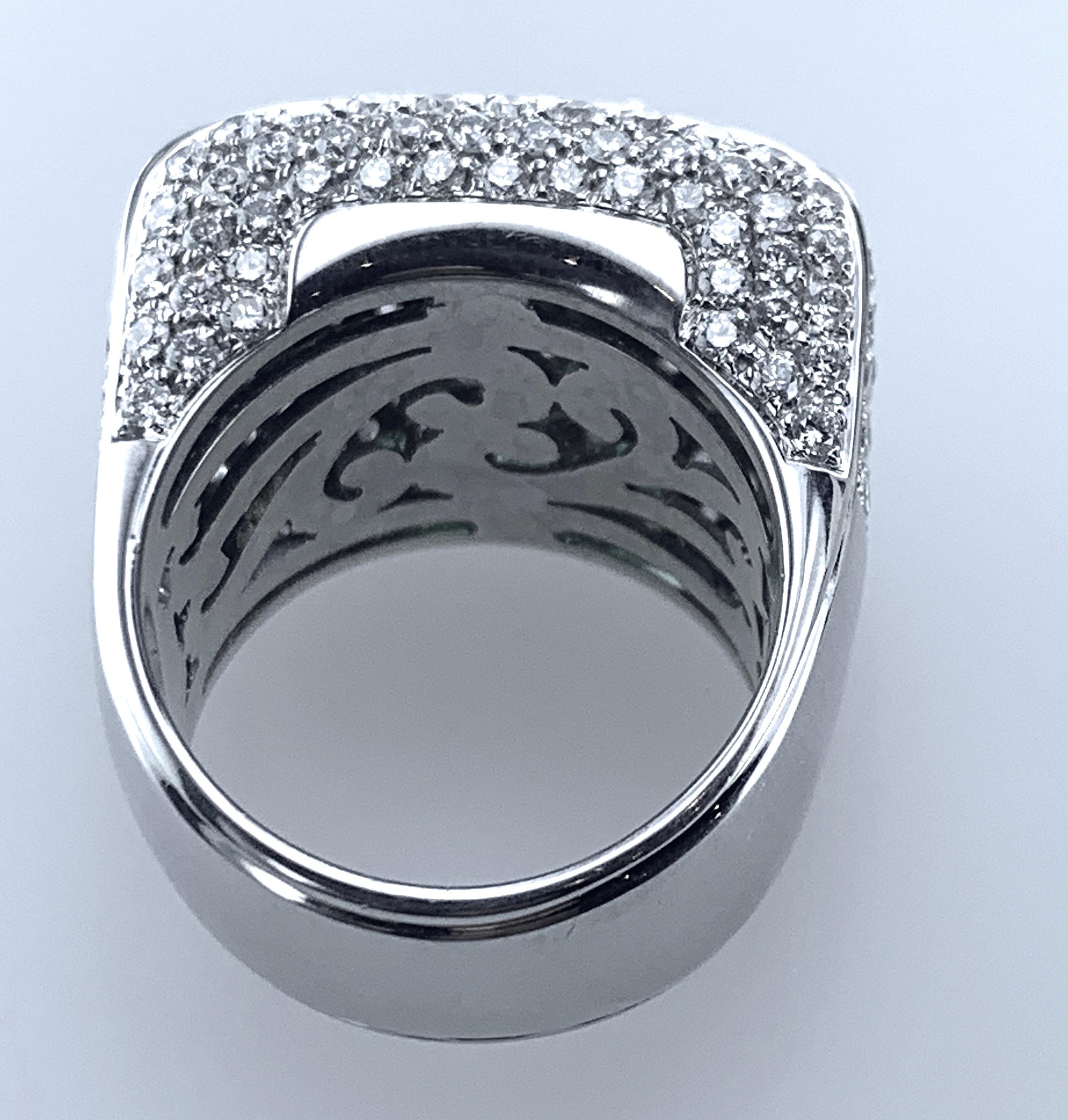 Artisan 4.45 Carat Oval Emerald & 4.45 Carat Diamond set in 18Kt White Gold Ring