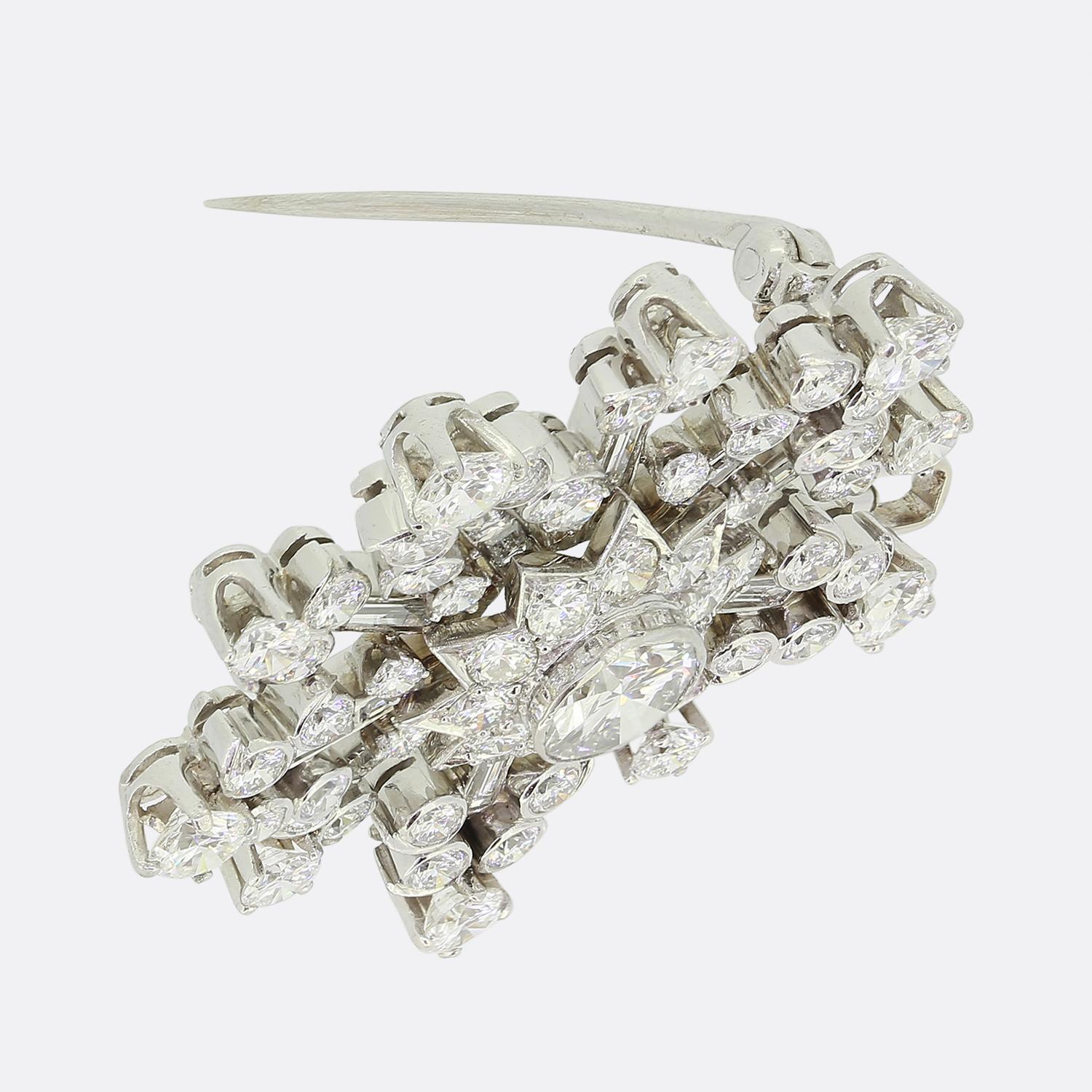 4.45 Carat Diamond Snowflake Pendant In Good Condition In London, GB