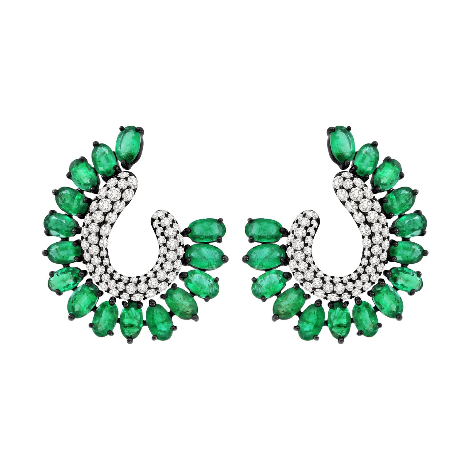 4.45 Carat Emerald Diamond 18 Karat Gold Earrings