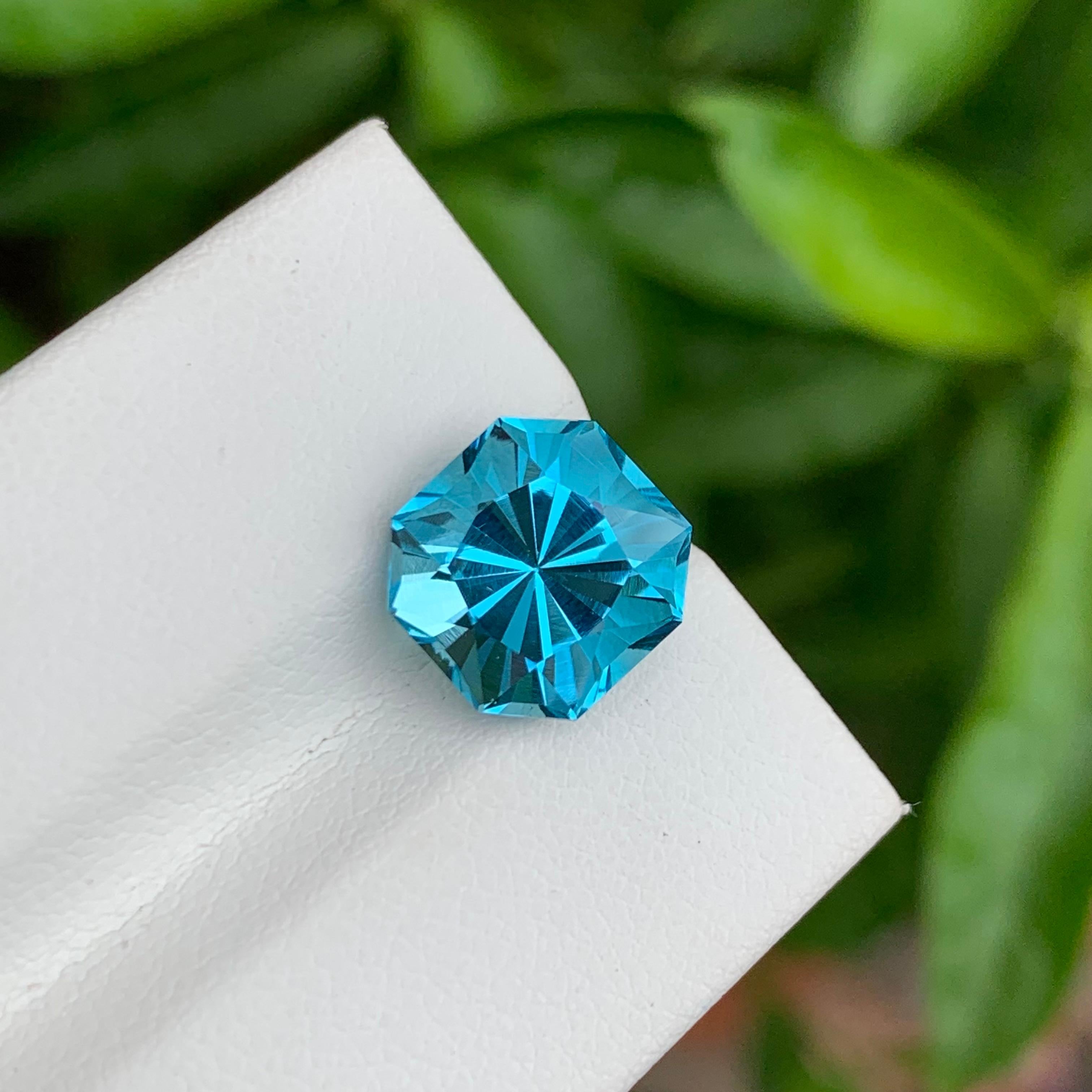 Arts and Crafts 4.45 Carat Lovely Blue Topaz Octagon Shape Gem For Jewellery Making For Sale