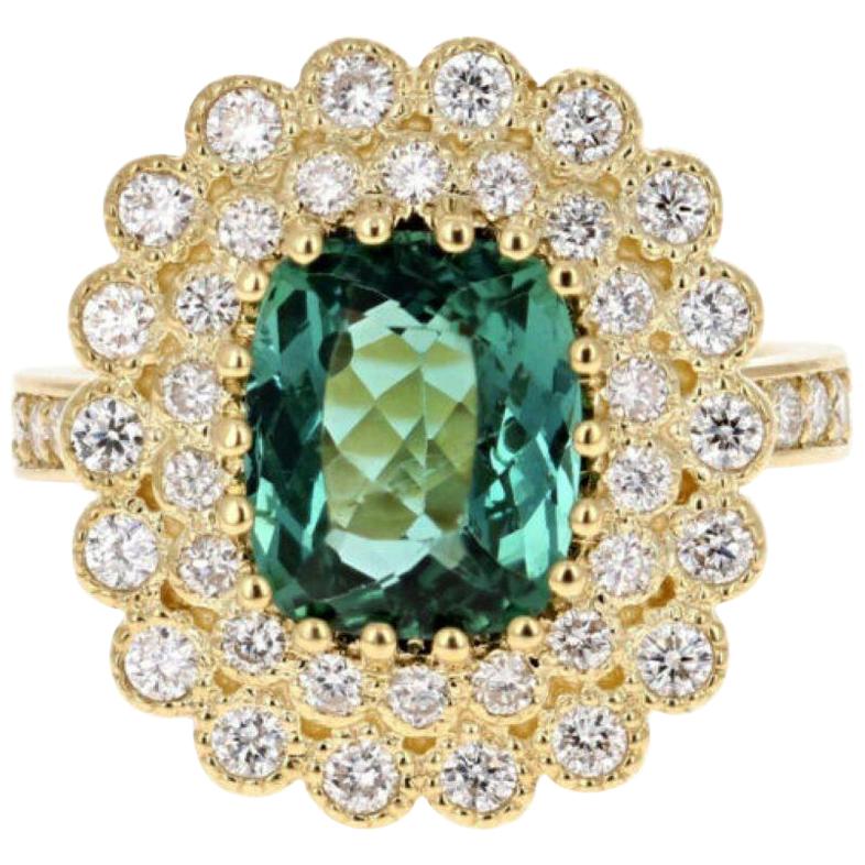 4.45 Carat Natural Looking Green Tourmaline and Diamond 14 Karat Solid Gold Ring For Sale