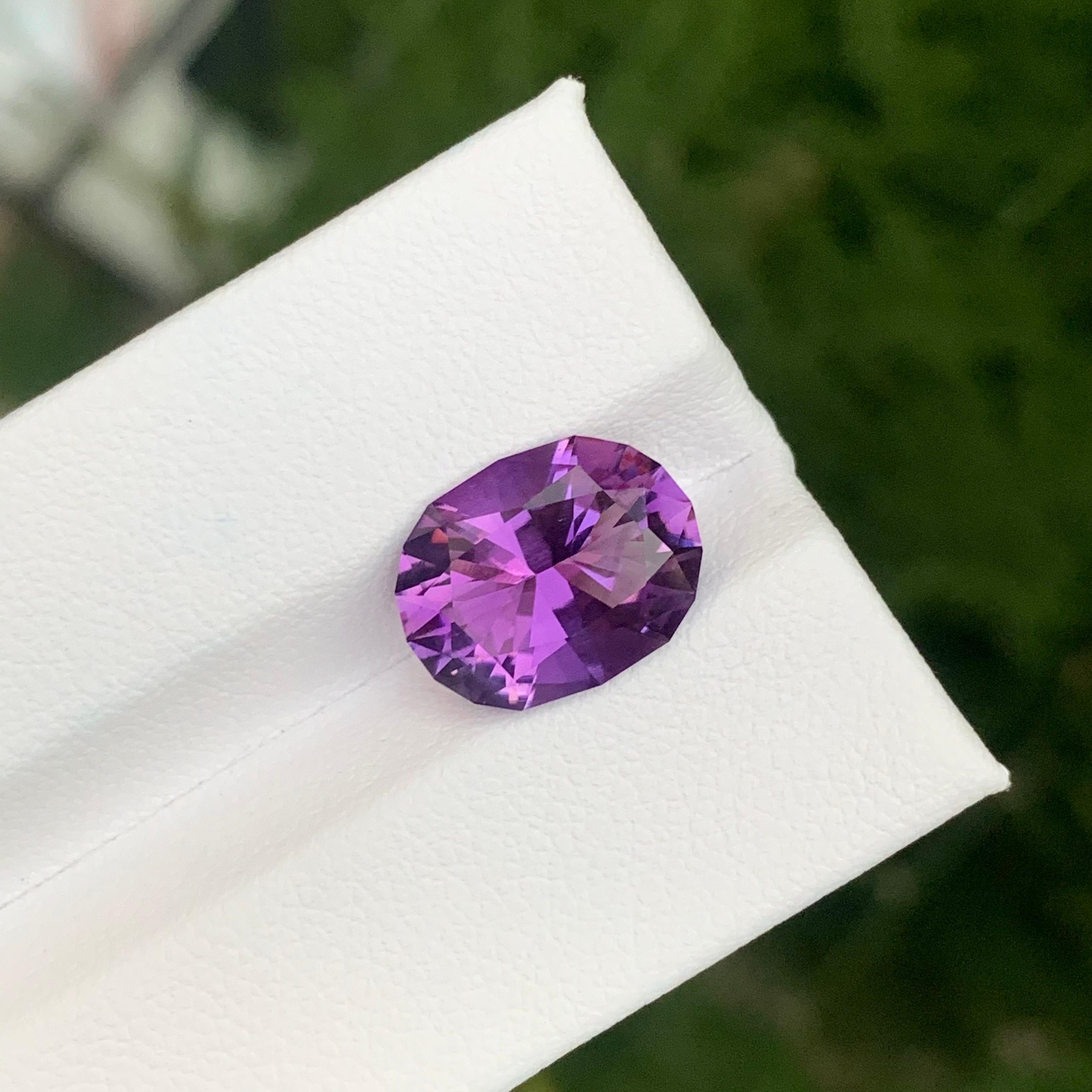 4.45 Karat Natürlicher loser Amethyst Ovalform Edelstein (Ovalschliff) im Angebot
