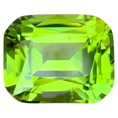 4.45 Carat Natural Loose Apple Green Peridot Cushion Cut from Pakistan Gemstone