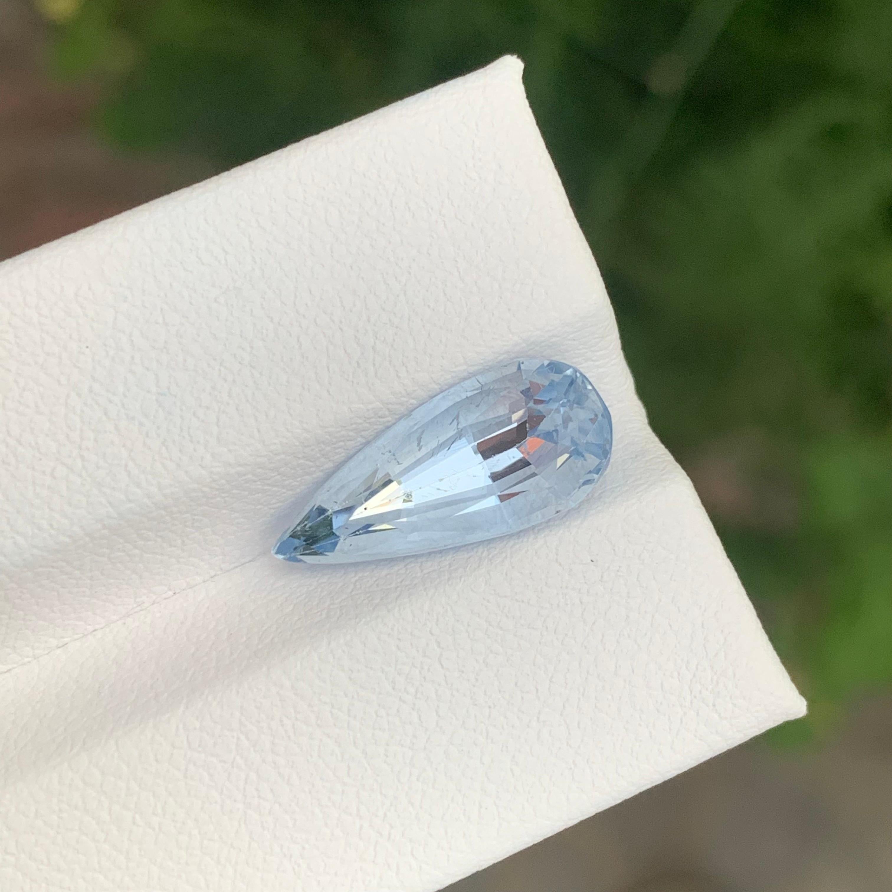 4,45 Karat Natürlicher loser Aquamarin Goshenit Tränen Tropfenform Edelstein im Angebot 1