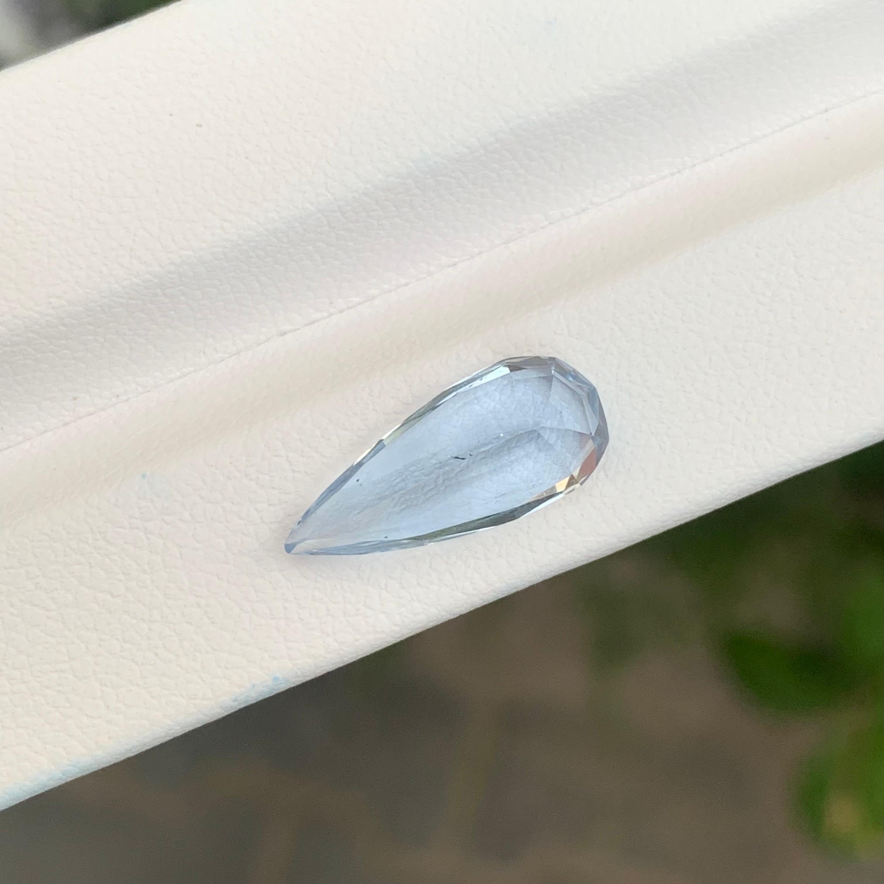 4,45 Karat Natürlicher loser Aquamarin Goshenit Tränen Tropfenform Edelstein im Angebot 3