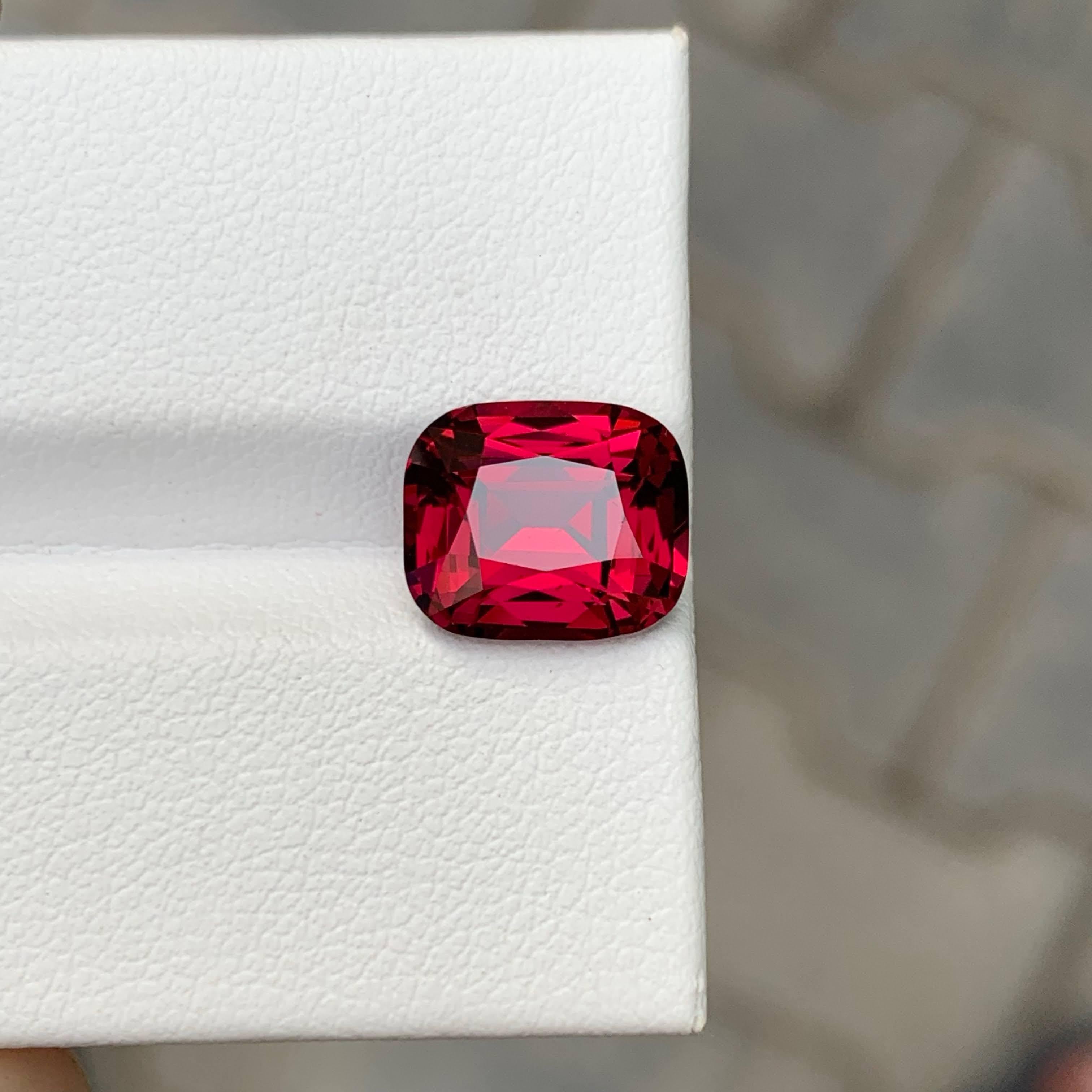4.45 Carat Natural Loose Bright Red Garnet Stone Cushion Cut Tanzanian Gemstone (pierre précieuse tanzanienne) en vente 5