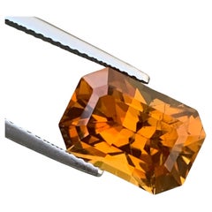 Pierre précieuse naturelle non sertie de 4,45 carats en forme d'émeraude pour la fabrication de bijoux 