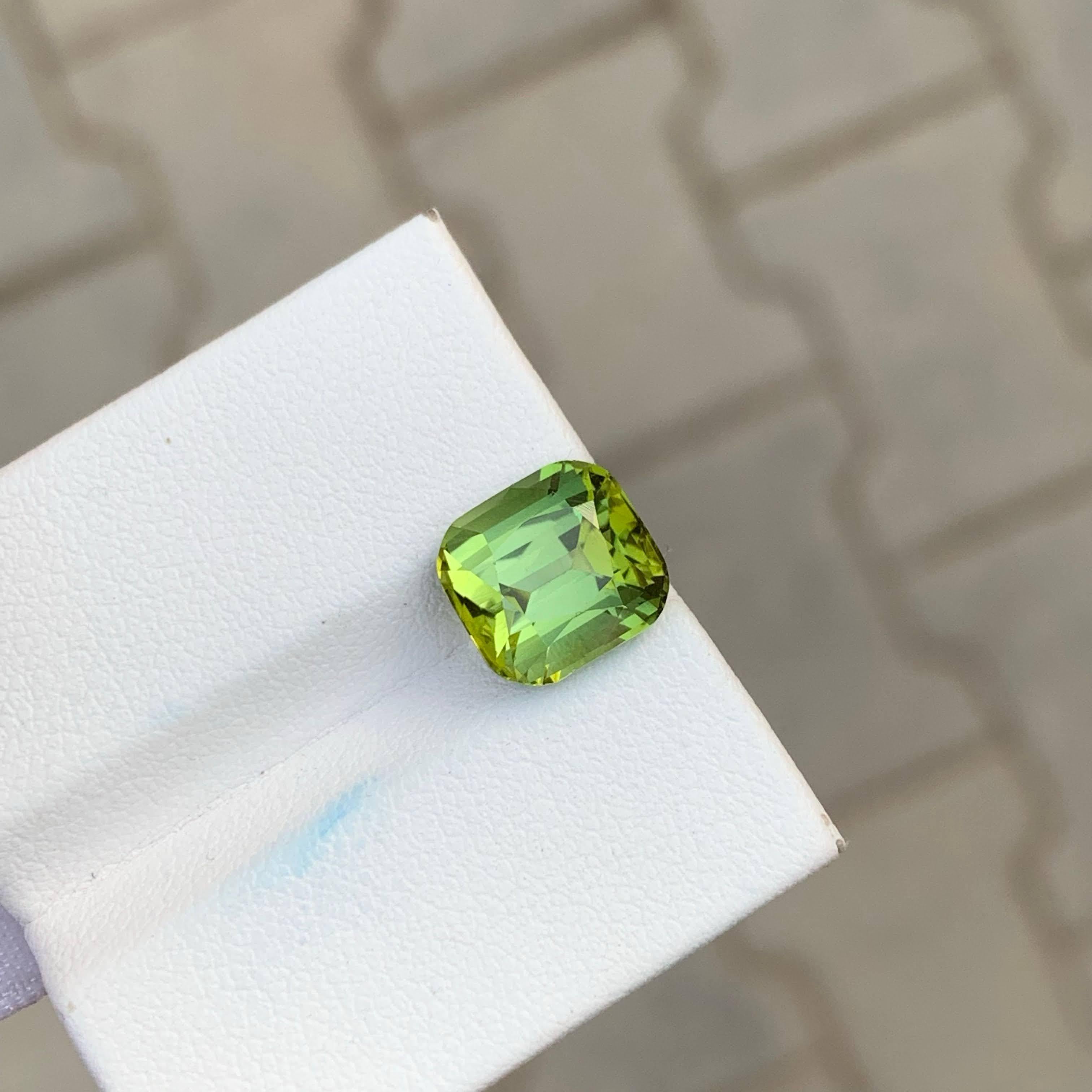 4.45 Carat Natural Loose Green Tourmaline Stone Cushion Cut Afghan Gemstone In condizioni Nuovo in vendita a Bangkok, TH