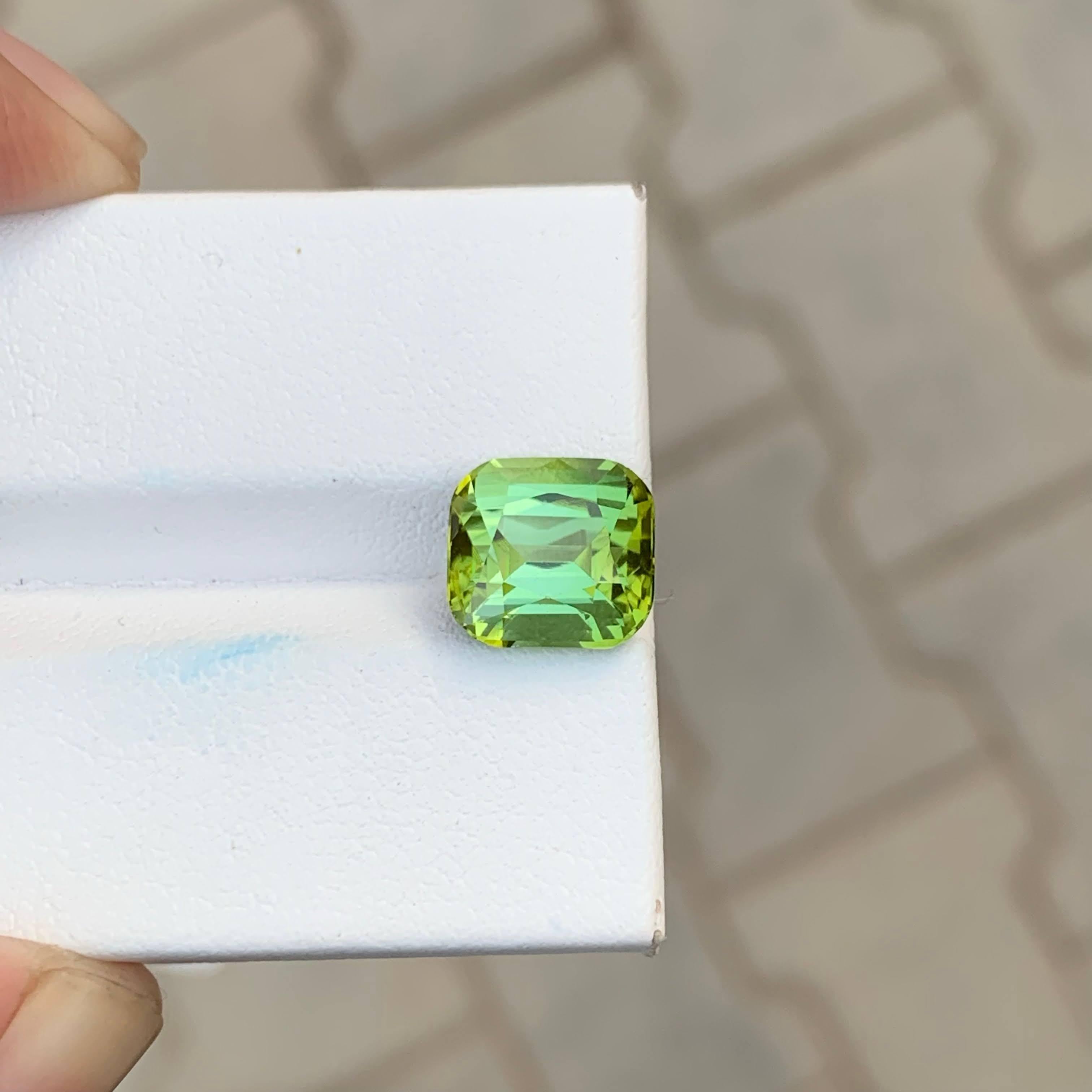4.45 Carat Natural Loose Green Tourmaline Stone Cushion Cut Afghan Gemstone in vendita 1