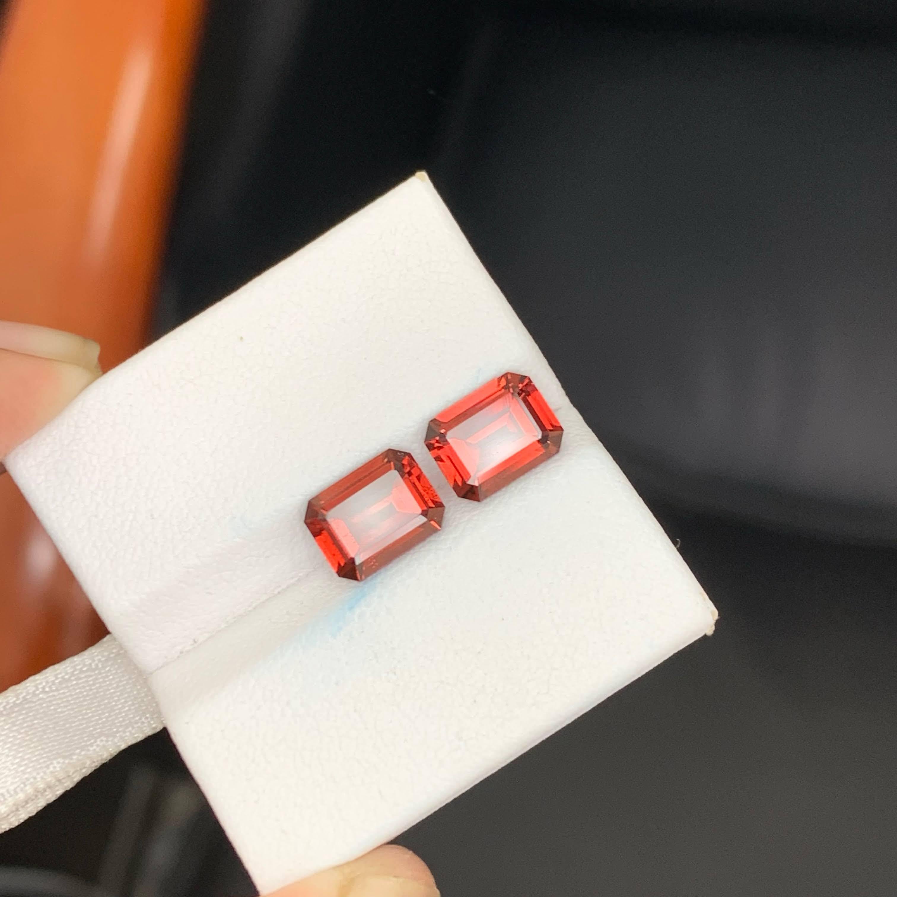 4,45 Karat Natürlicher loser Malaya Color Granat Paar Smaragdschliff Tansanischer Edelstein für Damen oder Herren im Angebot