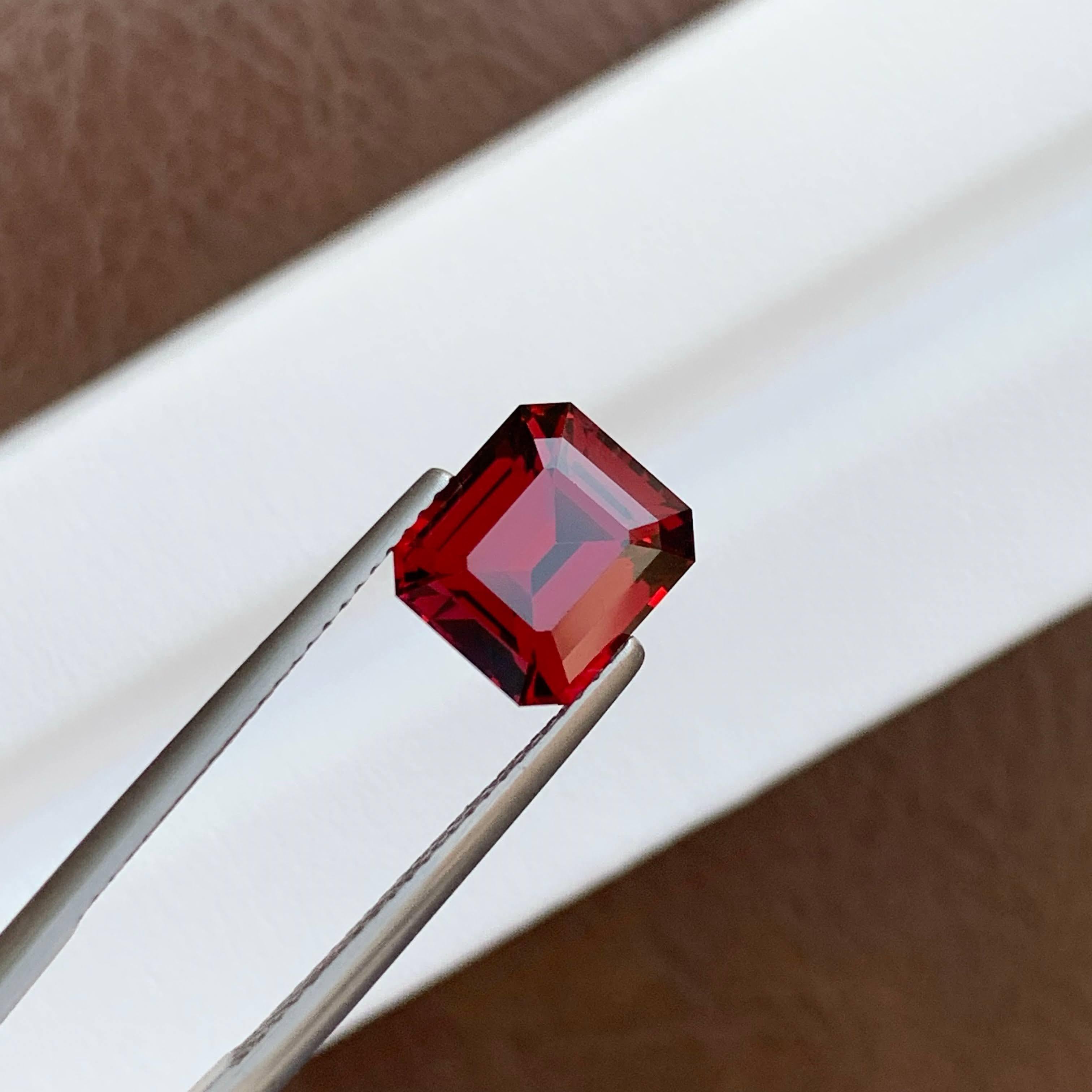 4,45 Karat Natürlicher loser roter Granat Stein Smaragdschliff Afrikanischer Edelstein im Angebot 6