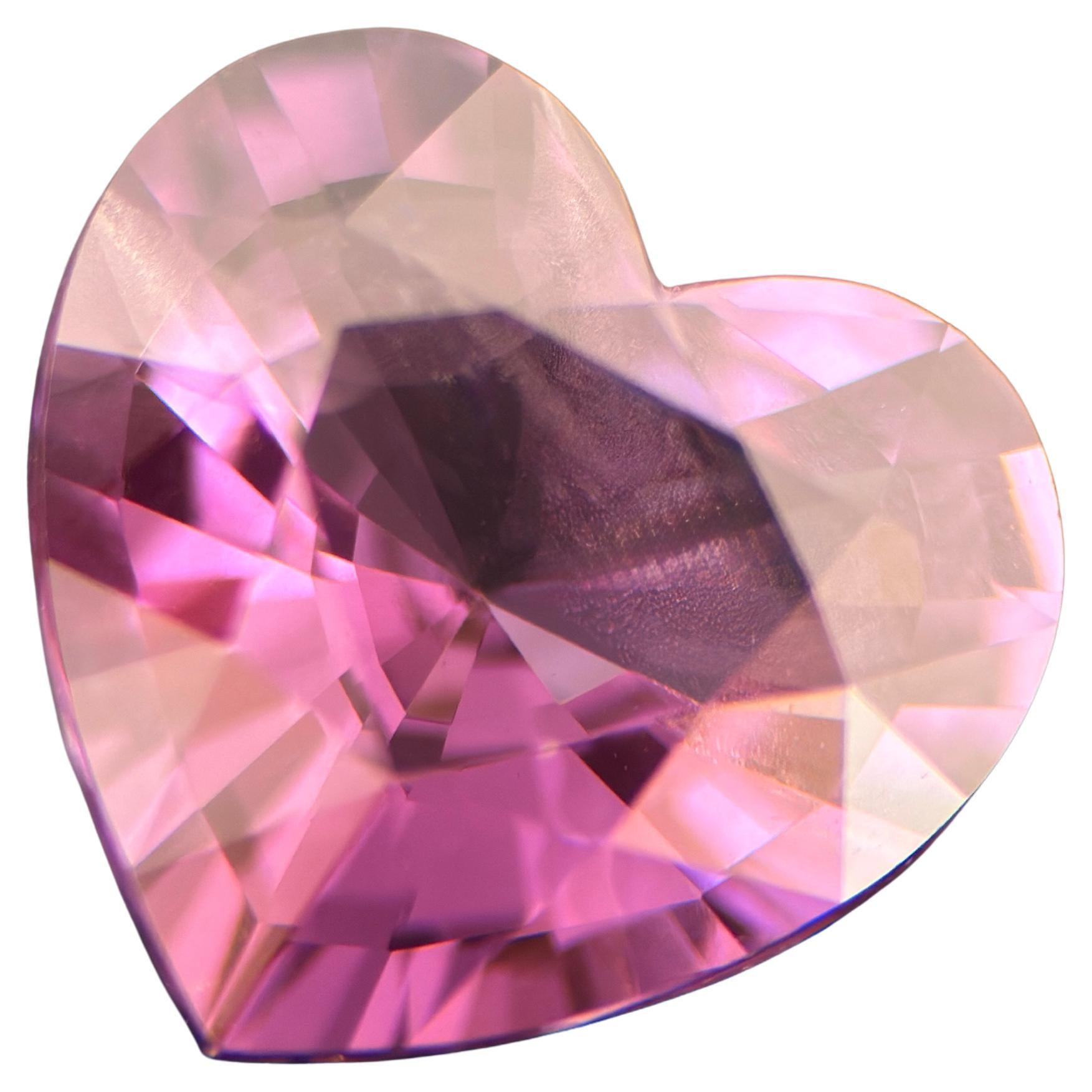 4,45-Karat natürlicher rosa violetter Spinell - Herzschliff, nahezu lupenrein, unbehandelt im Angebot
