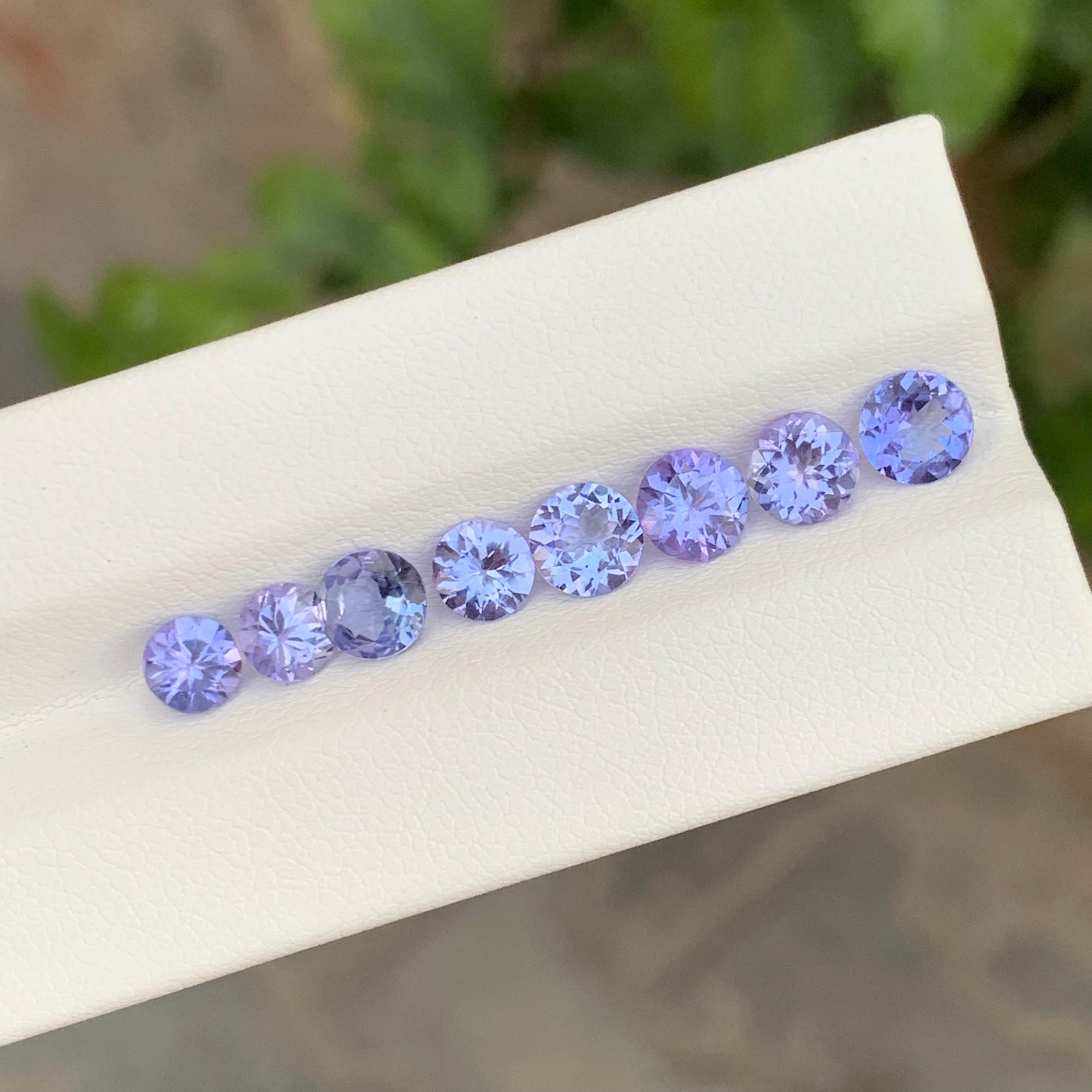 Arts and Crafts 4.45 Carat Pretty Loose Tanzanite Lot For Jewellery Making For Sale