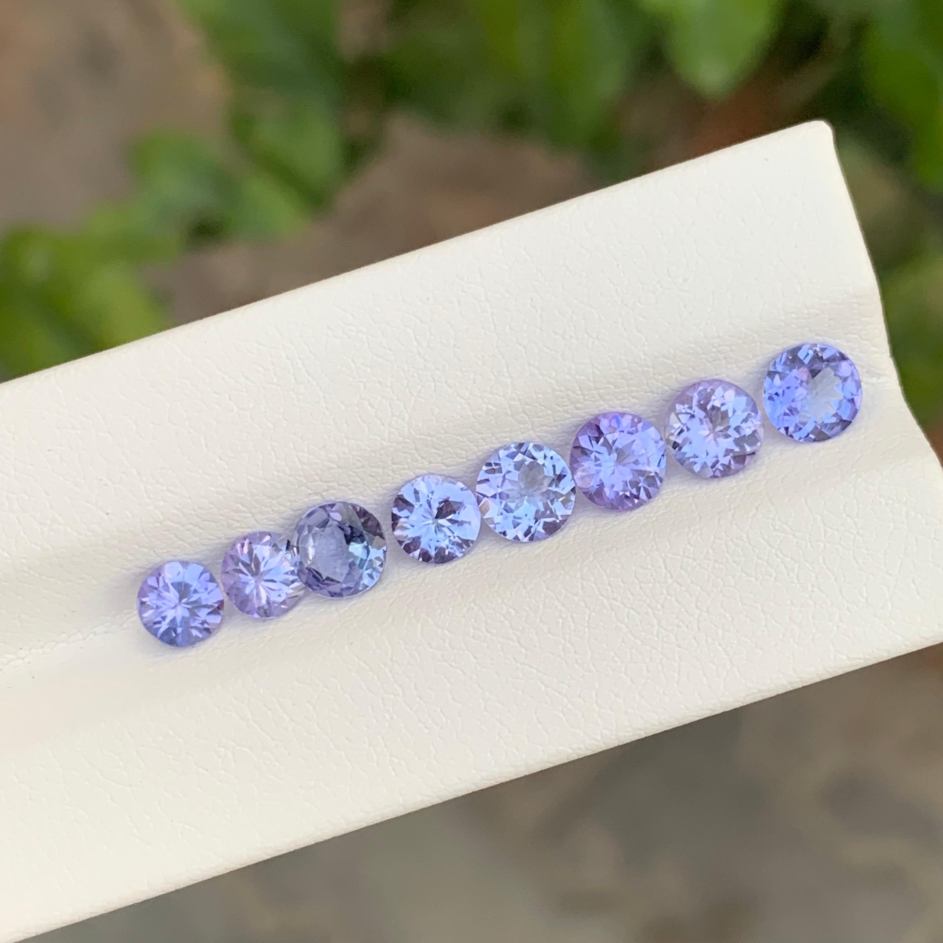Oval Cut 4.45 Carat Pretty Loose Tanzanite Lot For Jewellery Making For Sale