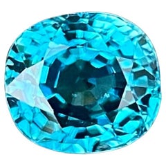 Piedra de circón azul de 4.45 quilates Talla ovalada Piedra preciosa natural de Camboya