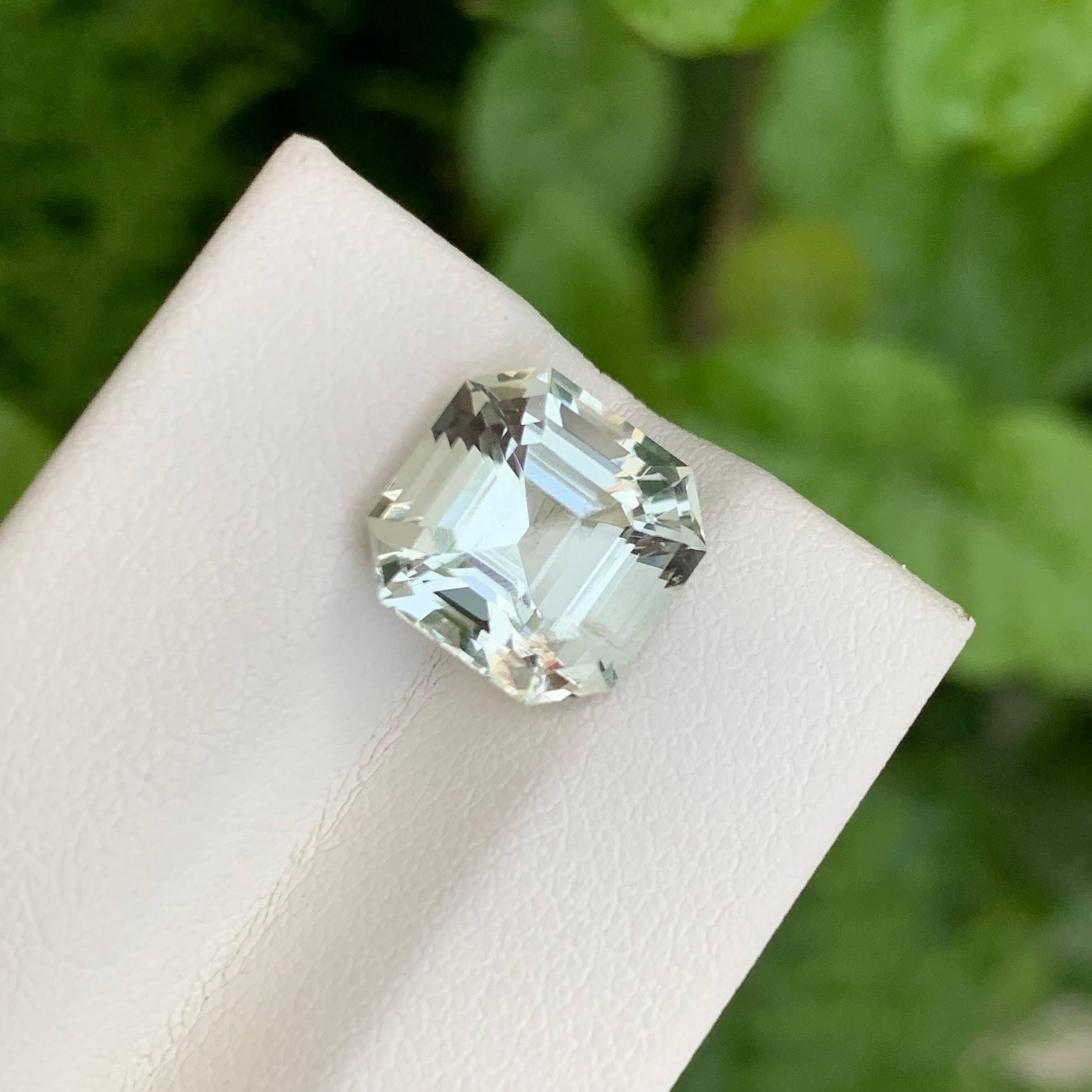 4.45 carats Greenish Amethyst Stone Asscher Cut Natural African Gemstone (Améthyste verte taillée à l'emporte-pièce) en vente 3