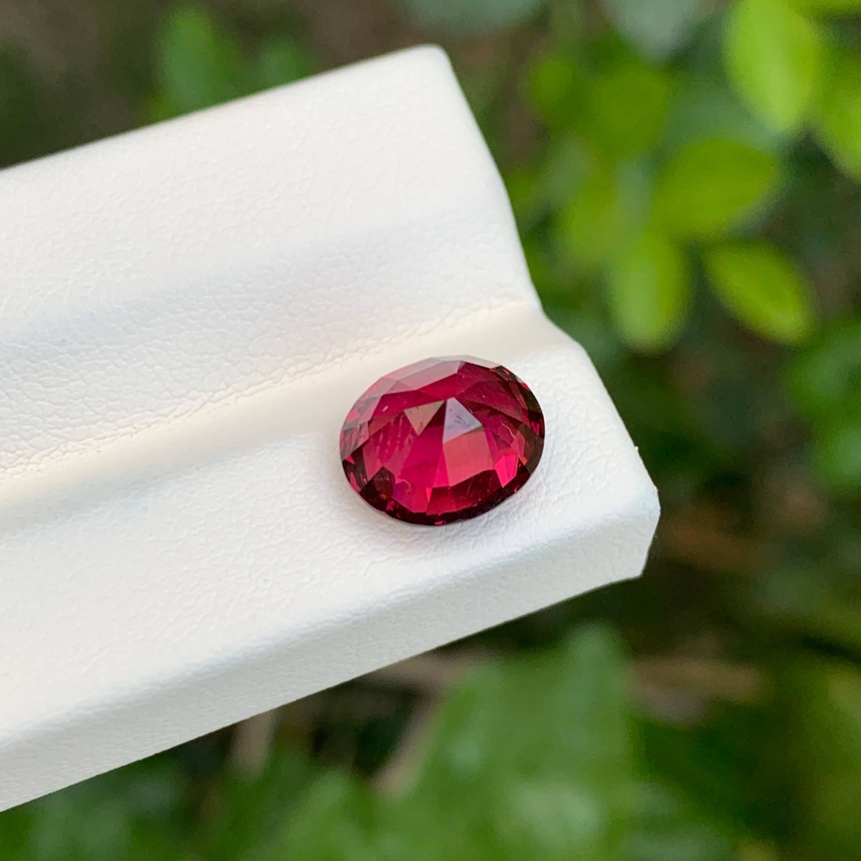 4,45 Karat Rosa-roter Umbalit-Granat-Stein im Ovalschliff Natürlicher afrikanischer Edelstein im Angebot 2