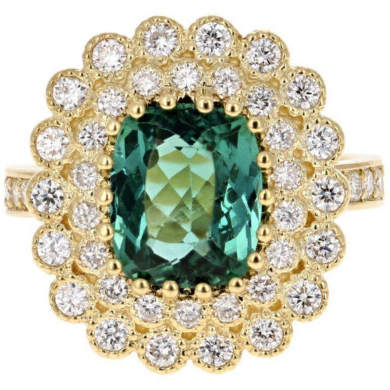 4.45 Carat Natural Looking Green Tourmaline and Diamond 14 Karat Solid Gold Ring In New Condition For Sale In Los Angeles, CA