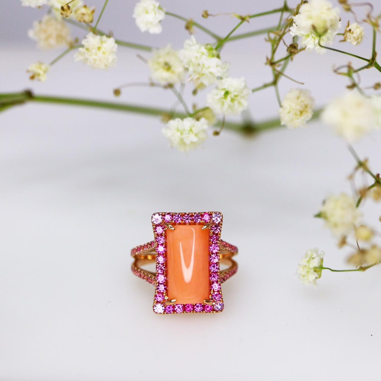 *5.36 Ctw Natural Taiwan Coral & Sapphire Antique Art Deco Style Engagement Ring*

The beautiful natural Taiwan Coral with pink color weighing 4.45 ct as the main stone set on the 14K rose gold band with natural vivid pink color sapphires weighing