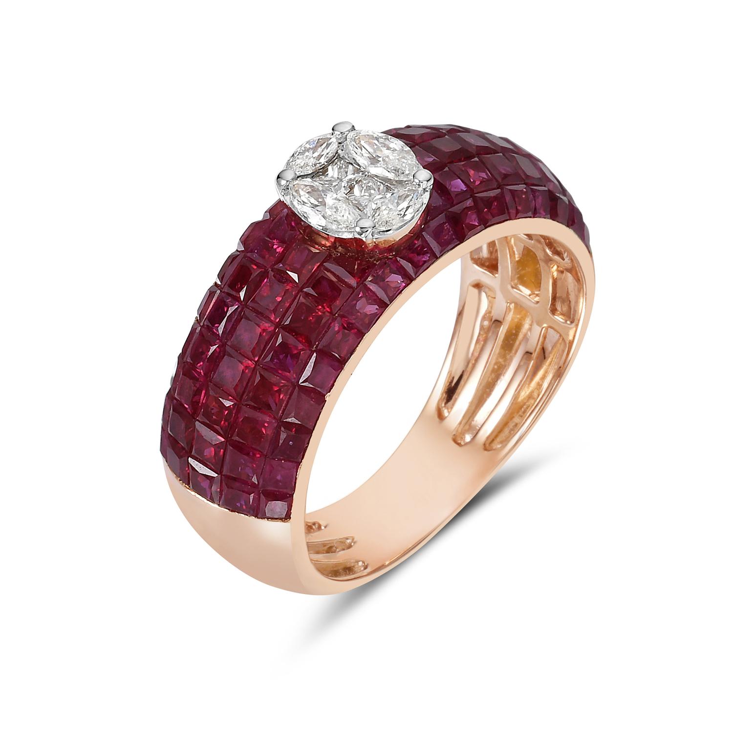Art Deco 4.45 Ct Ruby Band Ring With Center Diamond Made In 18k Gold For Sale