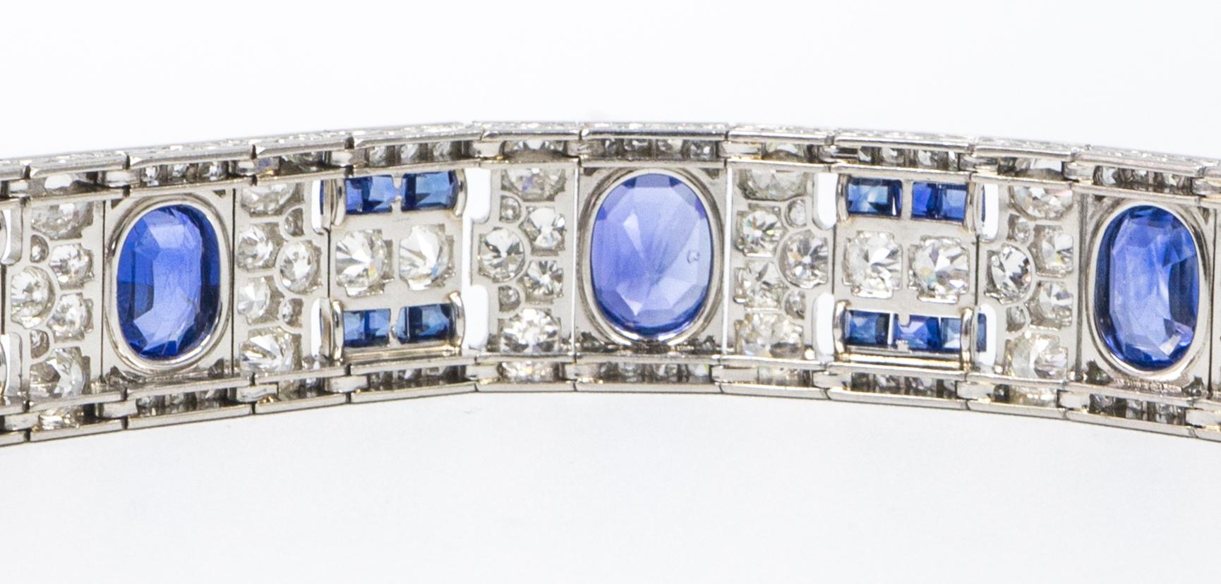 44.50 Carat Sapphire and Diamond Art Deco Style Bracelet in Platinum In Excellent Condition In New York, NY