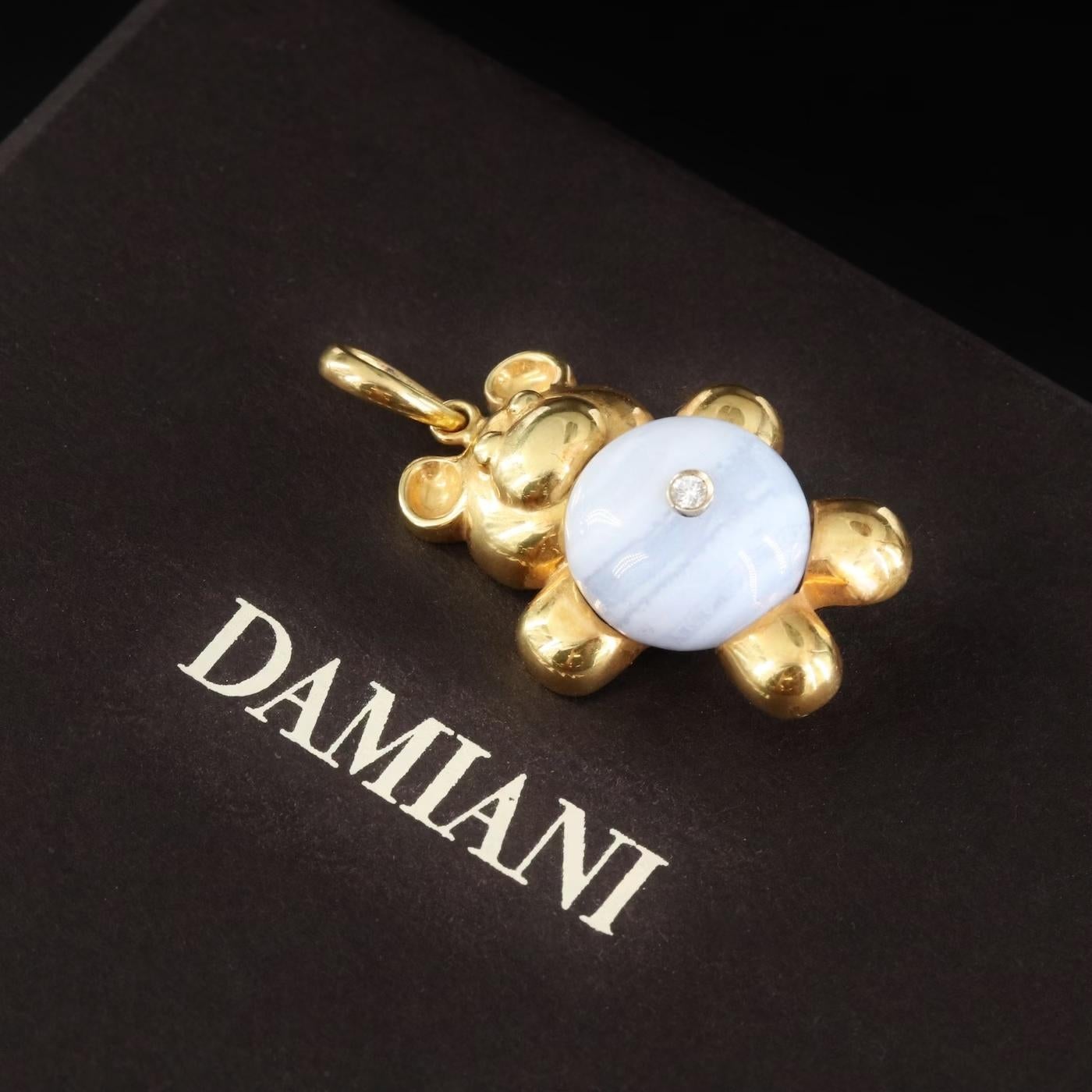 Designer DAMIANI - ITALY (stamped with the designer Hallmark 750 ☆3181 AL Damiani

This is a rare limited Italian masterpiece  

3D Bear shape, an amazing eye-catching piece 

NEW with Tags, Tag price $4500

18K Yellow gold, stamped 18K

A necklace