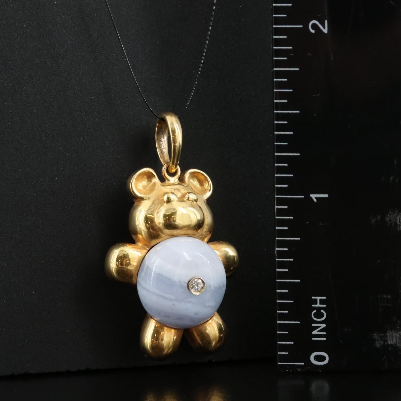 Round Cut $4450 / New / 18K Gold / Damiani Diamond Agate 3D Bear Pendant with Box / ITALY For Sale