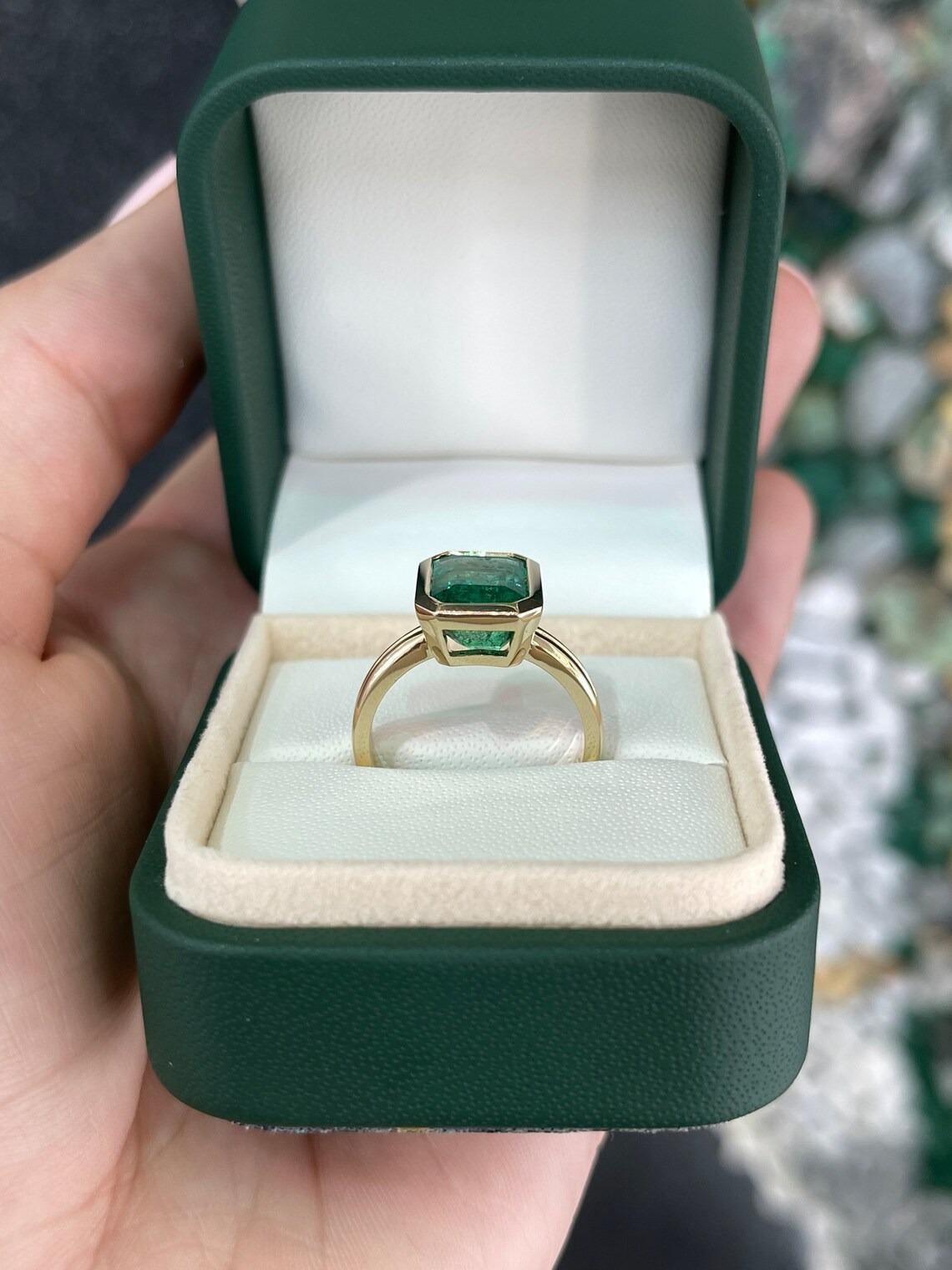 4.45ct 14K Emerald Cut Natural Emerald Solitaire Split Shank Engagement Ring Pour femmes en vente