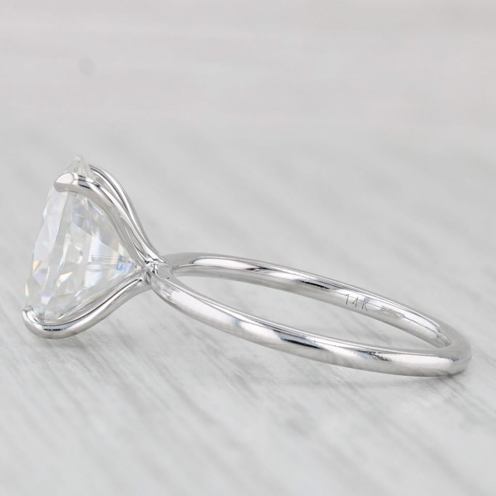4.45ct Oval Moissanite Solitaire Engagement Ring 14k White Gold Size 8 für Damen oder Herren im Angebot