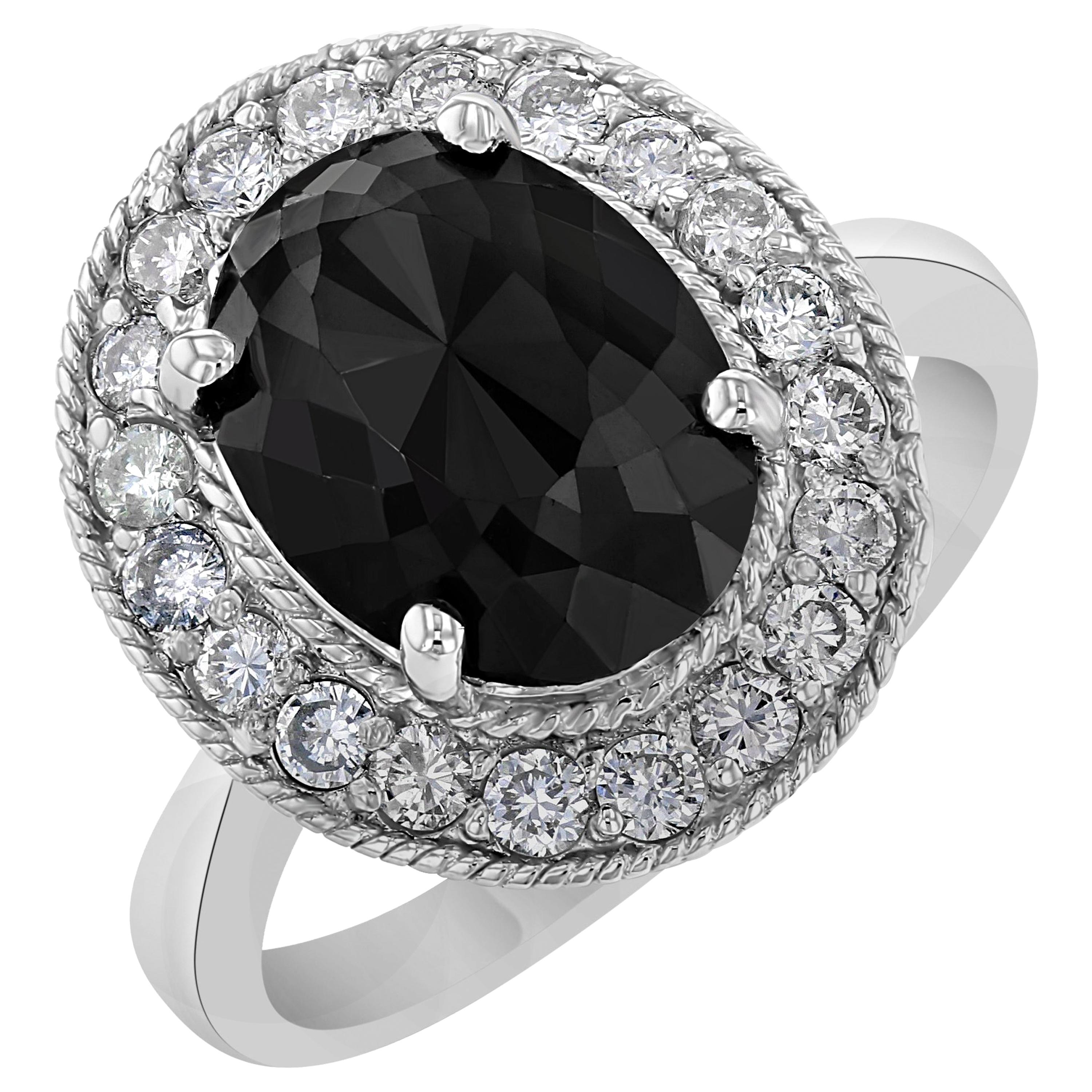 4,46 Karat Natürlicher Schwarzer Diamant Weißer Diamant Weißgold Verlobungsring im Angebot