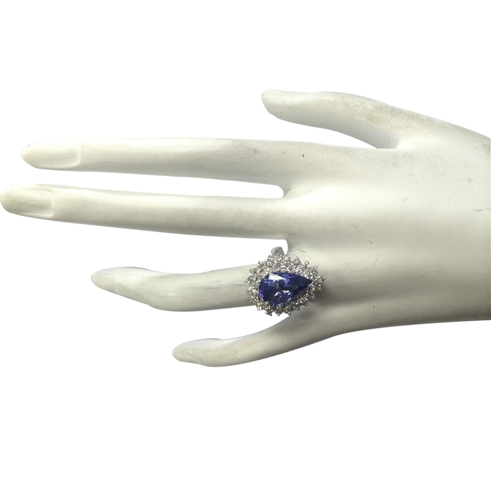 Natural Tanzanite Diamond Ring In 14 Karat White Gold In New Condition For Sale In Manhattan Beach, CA