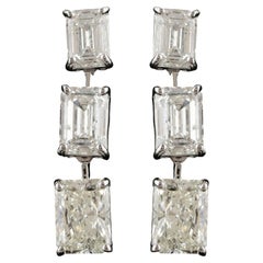 Pendientes de oro de 18 quilates con tres esmeraldas de corte radiante y diamantes naturales de 4,46 qt
