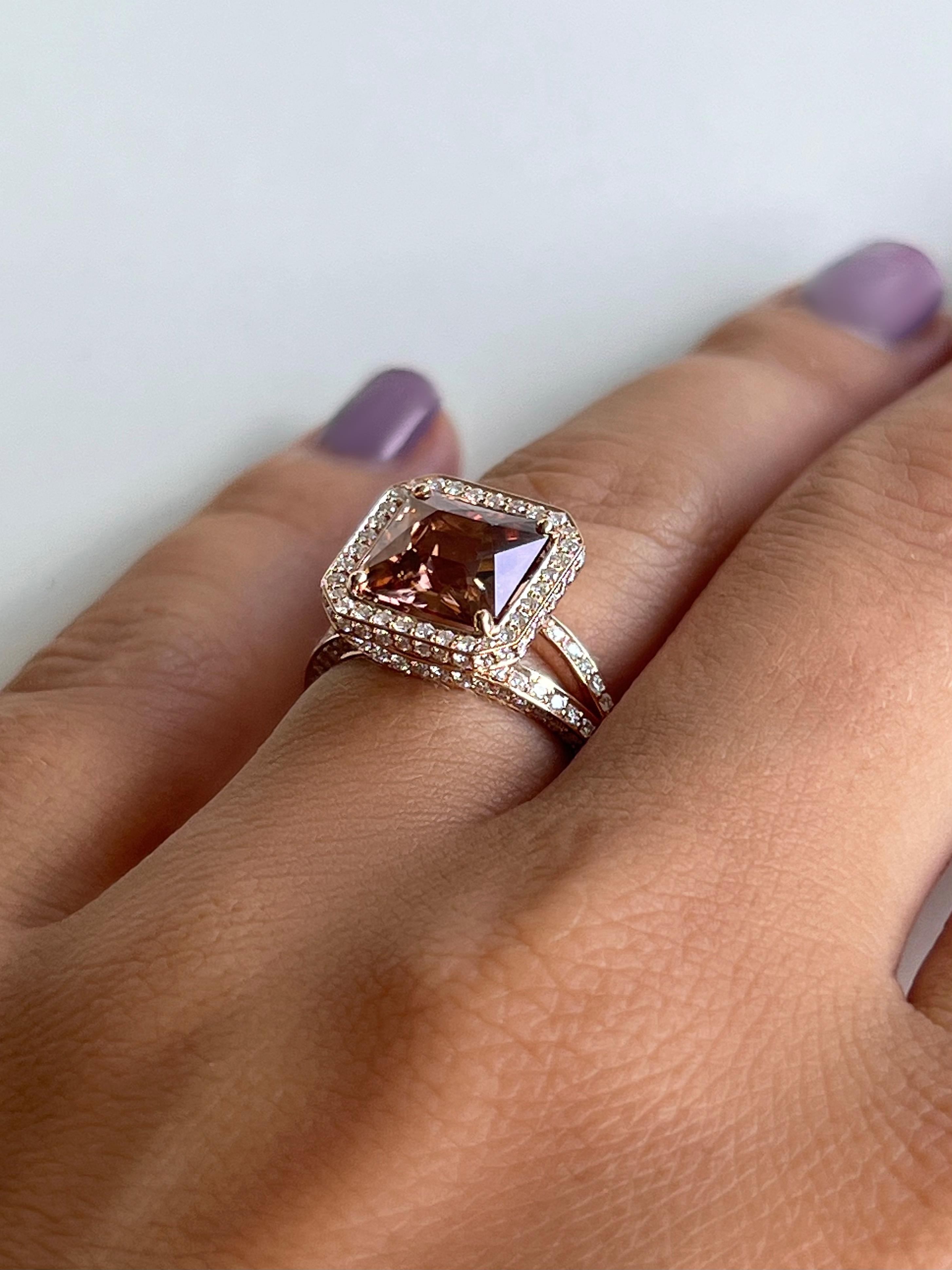 Square Cut 4.47 Carat Natural Honey Brown Zircon and Diamond Ring in Rose Gold For Sale