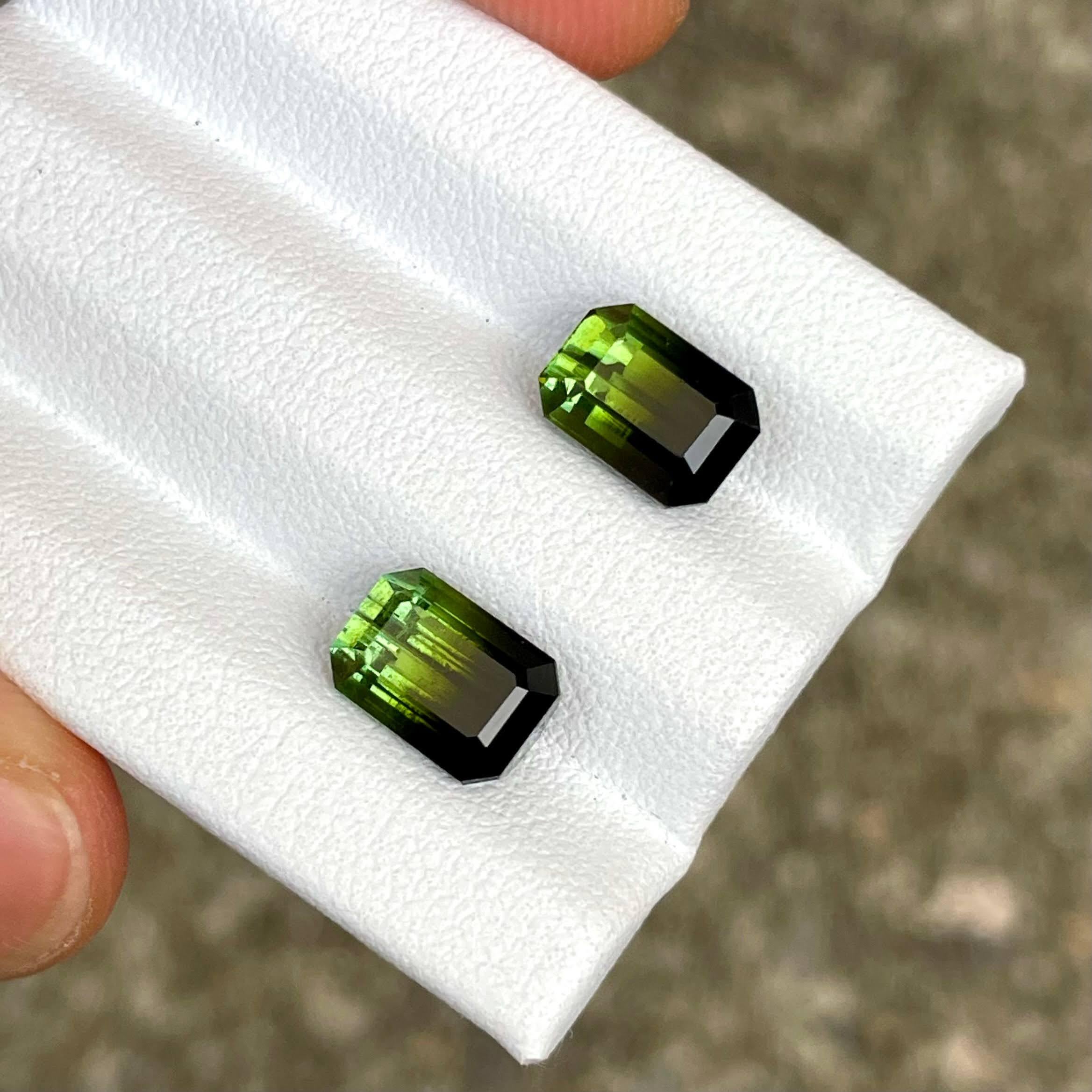 4.47 carats Bicolor Tourmaline Pair Stones Emerald cut Afghan Gemstone In New Condition For Sale In Bangkok, TH