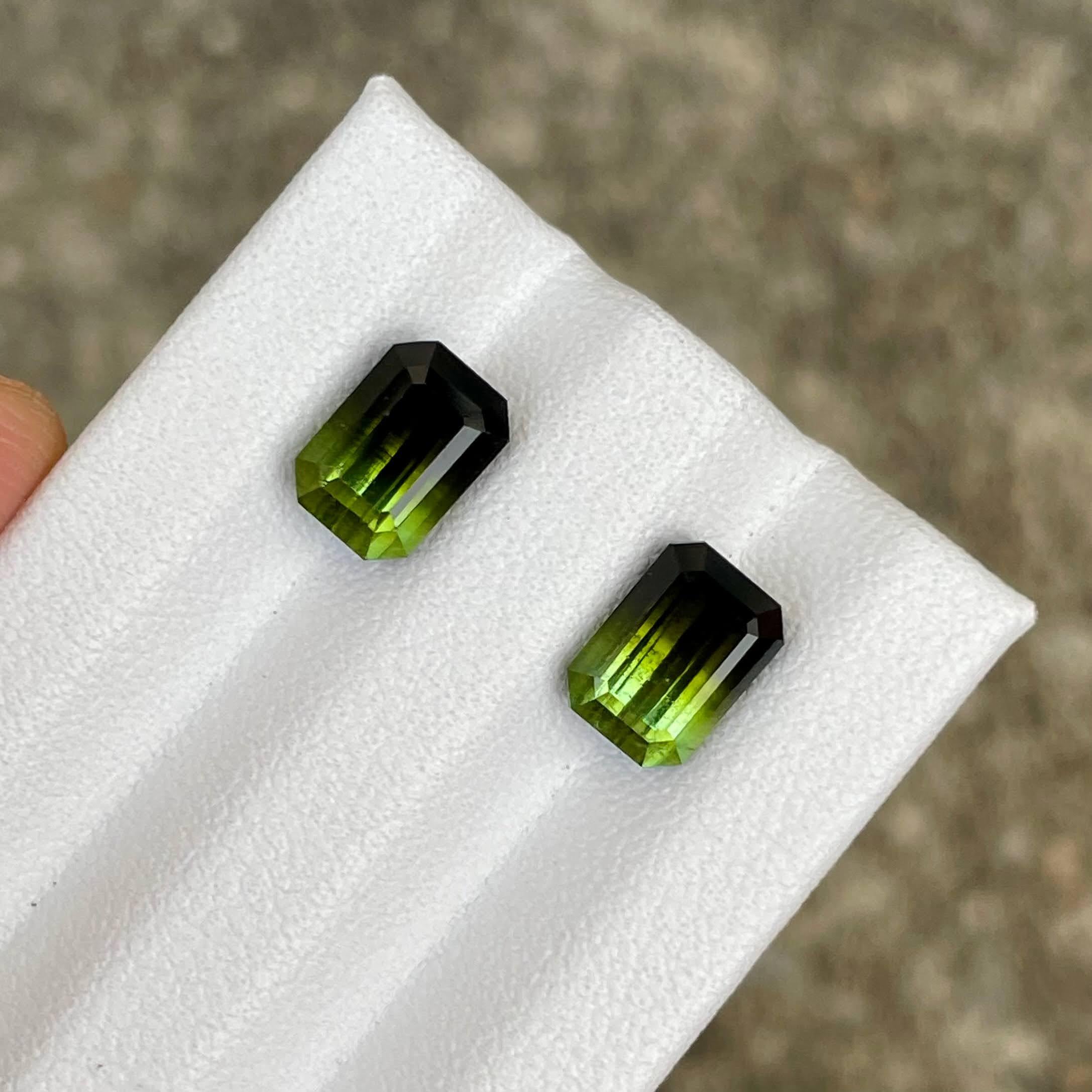 Women's or Men's 4.47 carats Bicolor Tourmaline Pair Stones Emerald cut Afghan Gemstone For Sale