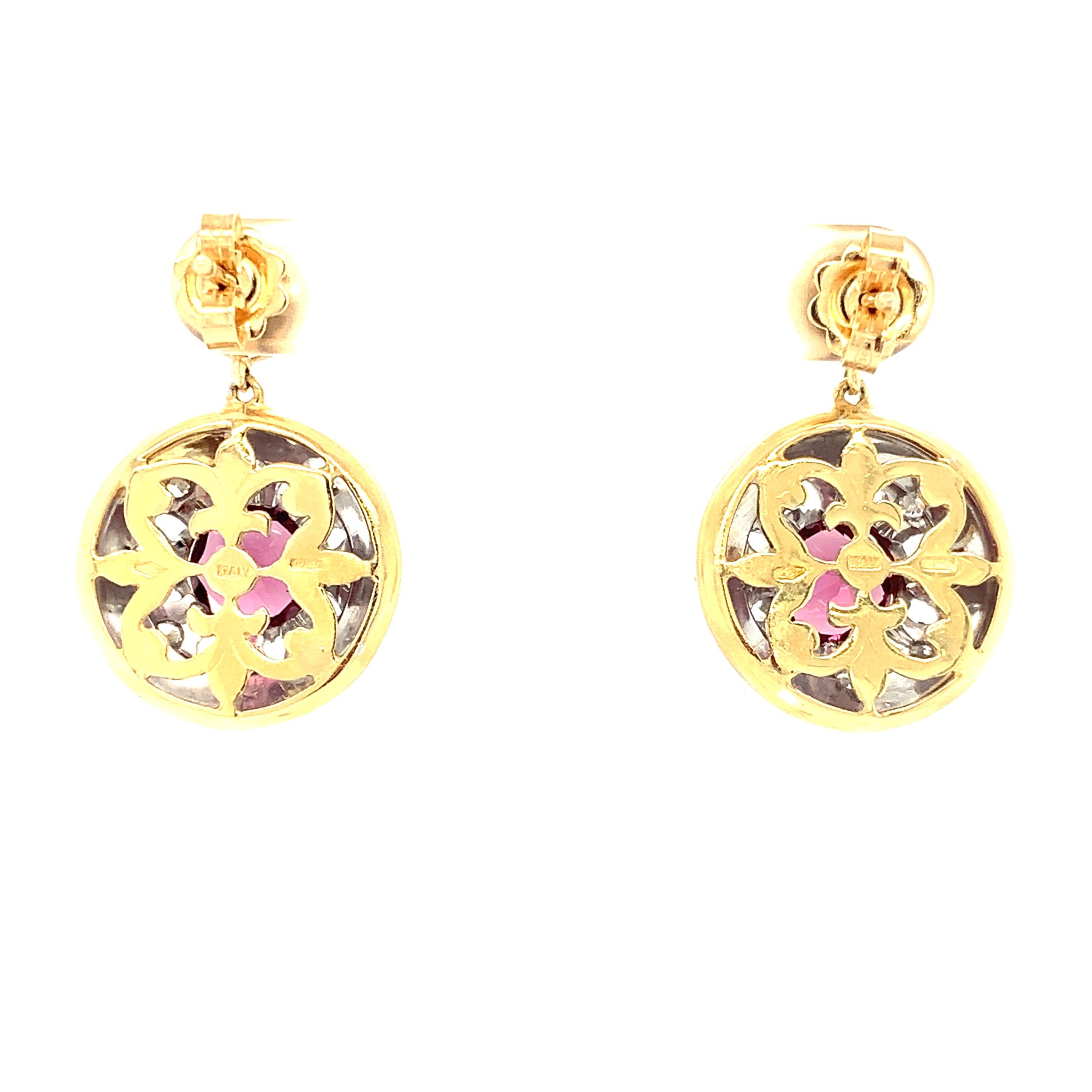 Italian Florentine Dangle Earrings with Rhodolite Garnet and Diamond in 18K Gold In New Condition For Sale In Los Angeles, CA